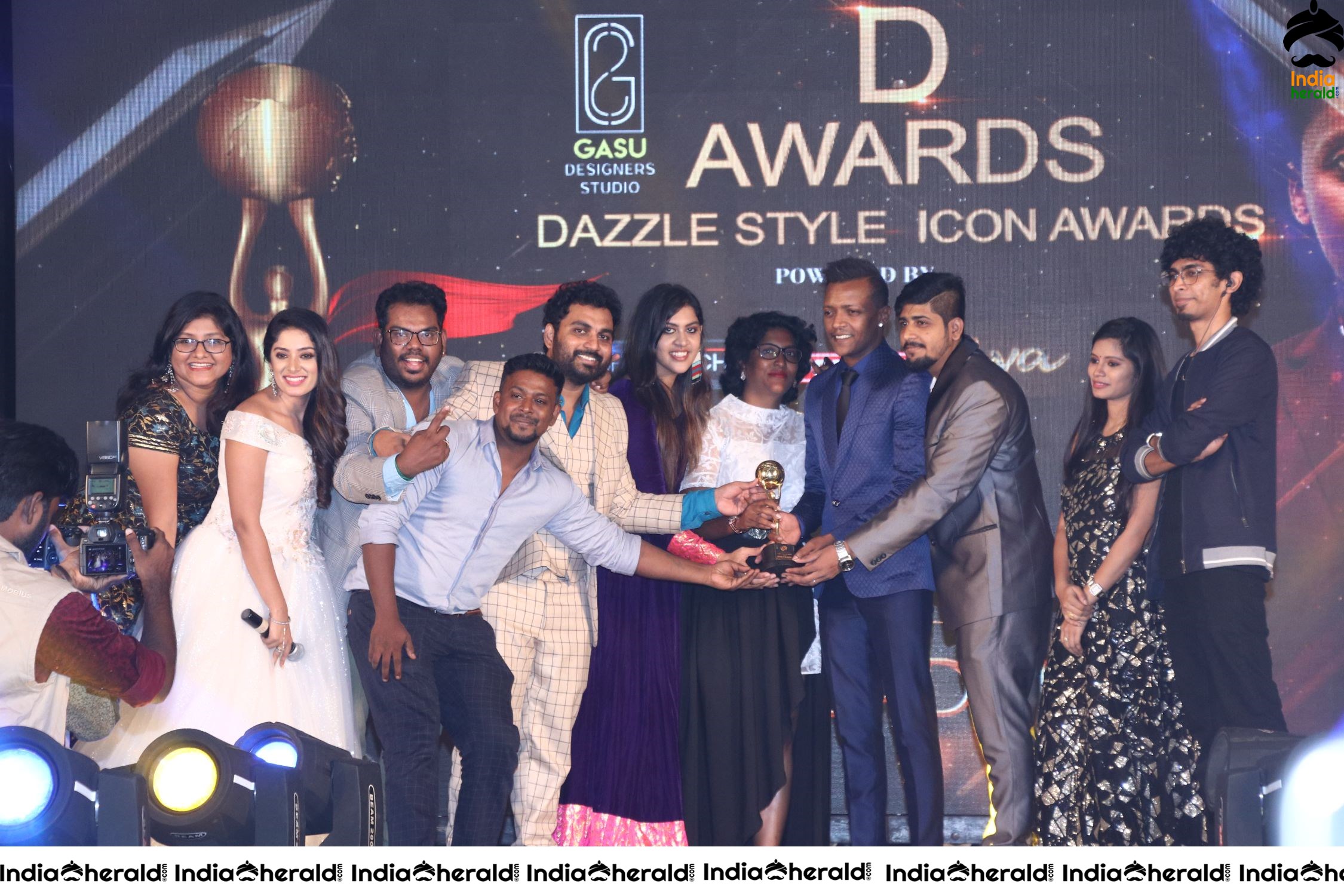 Gasu Designers Studio Presenting D Awards and Dazzle Style Icon Awards Set 4