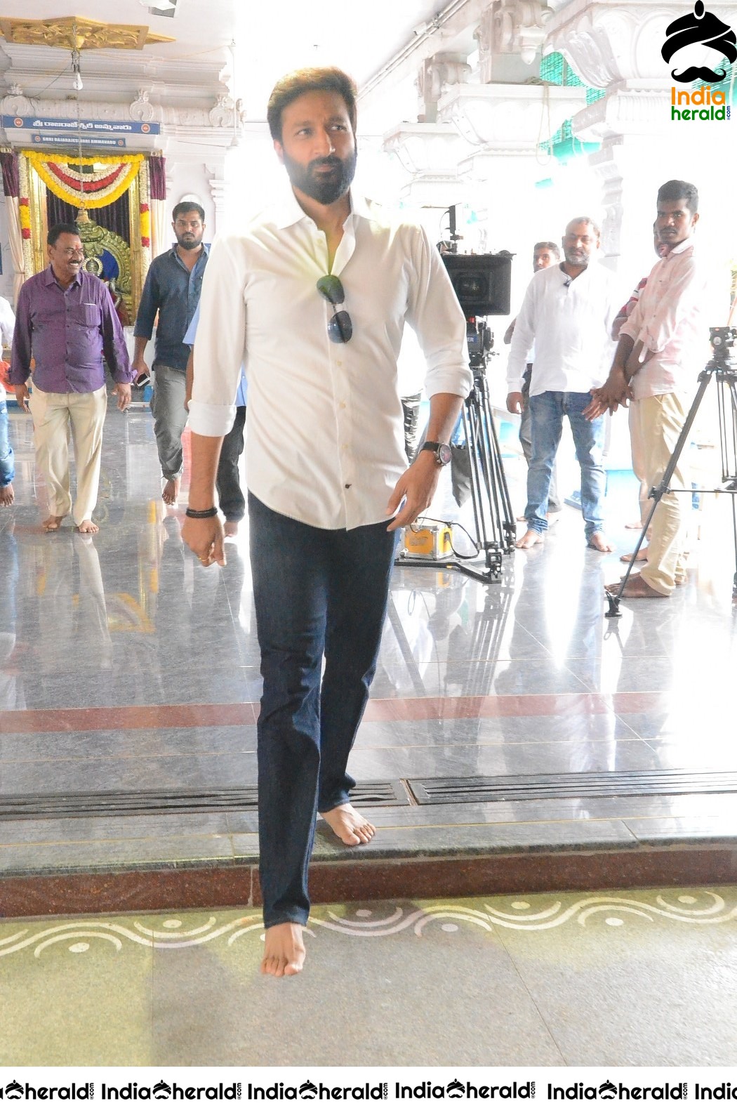 Gopichand And BVSN Prasad SVCC 26th Film Shoot Started Set 1