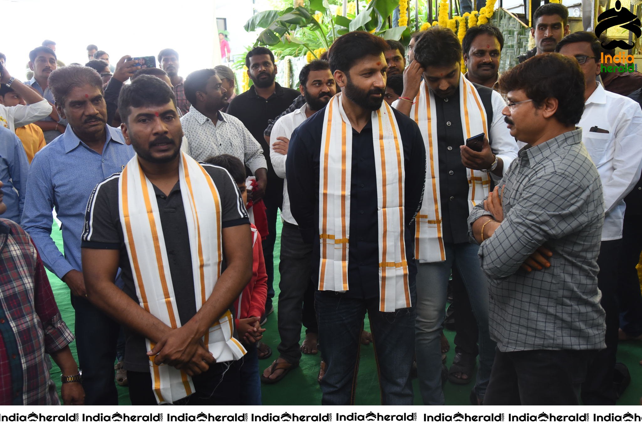 Gopichand and Tamanna New Movie Pooja Stills Set 4