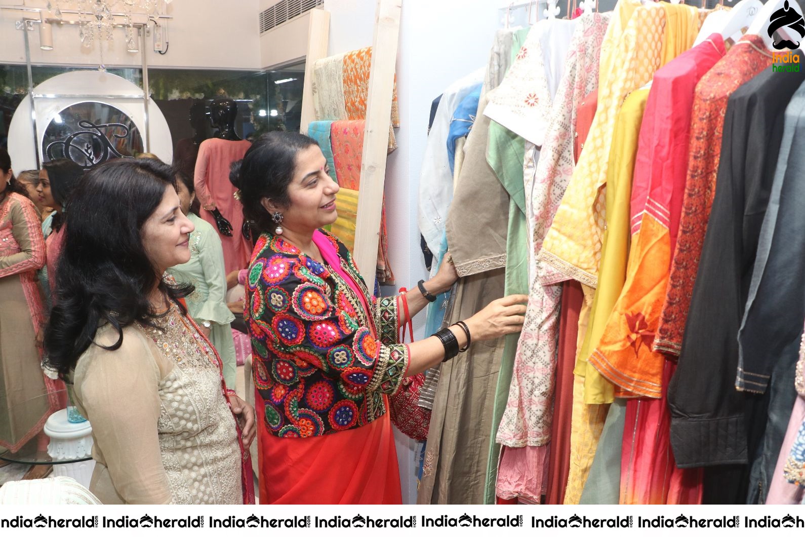 Grand Opening of That One Place Fashion Destination Showroom Stills