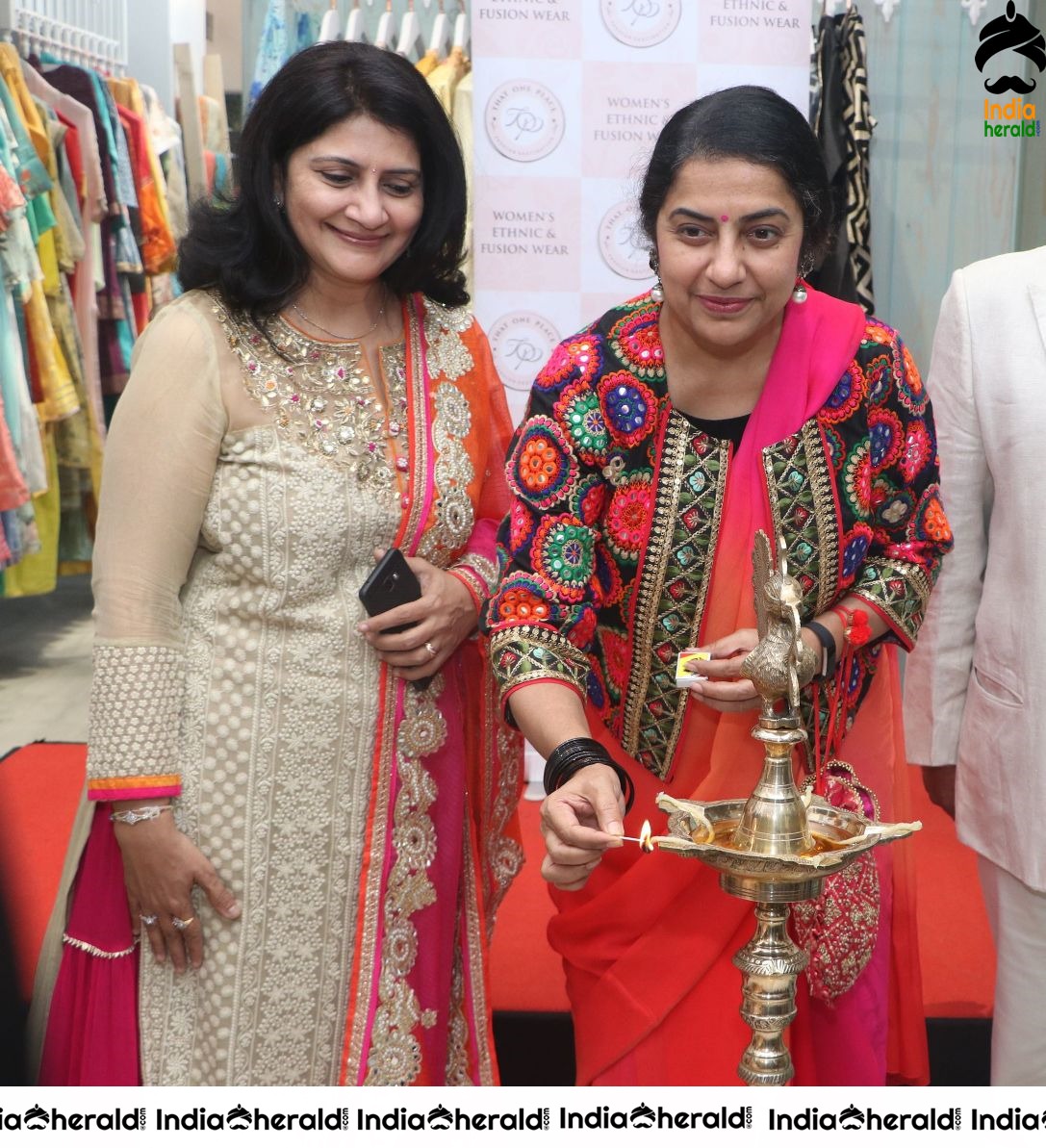 Grand Opening of That One Place Fashion Destination Showroom Stills