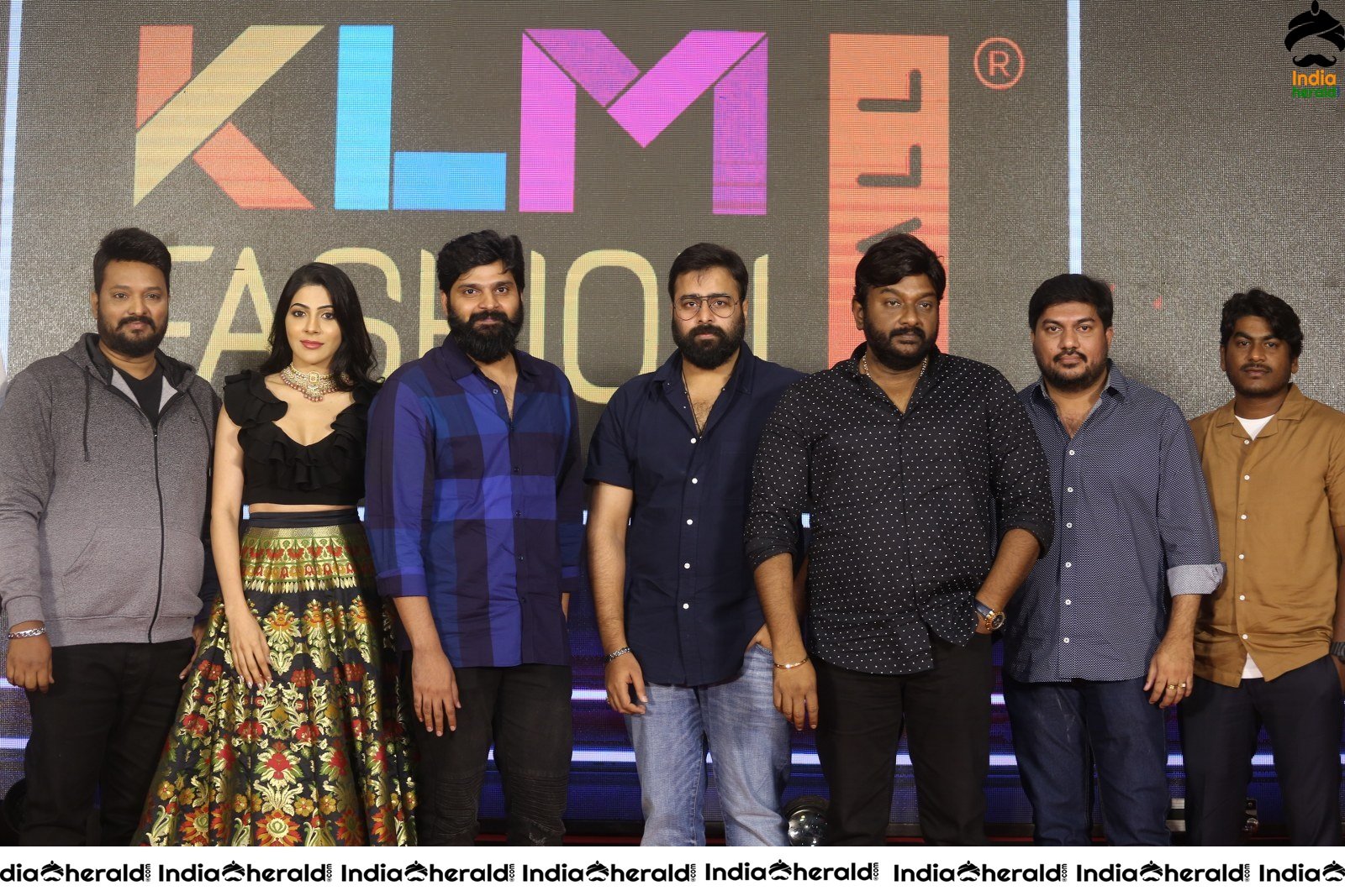 Group Photos taken at Thippara Meesam Pre Release Event Set 1