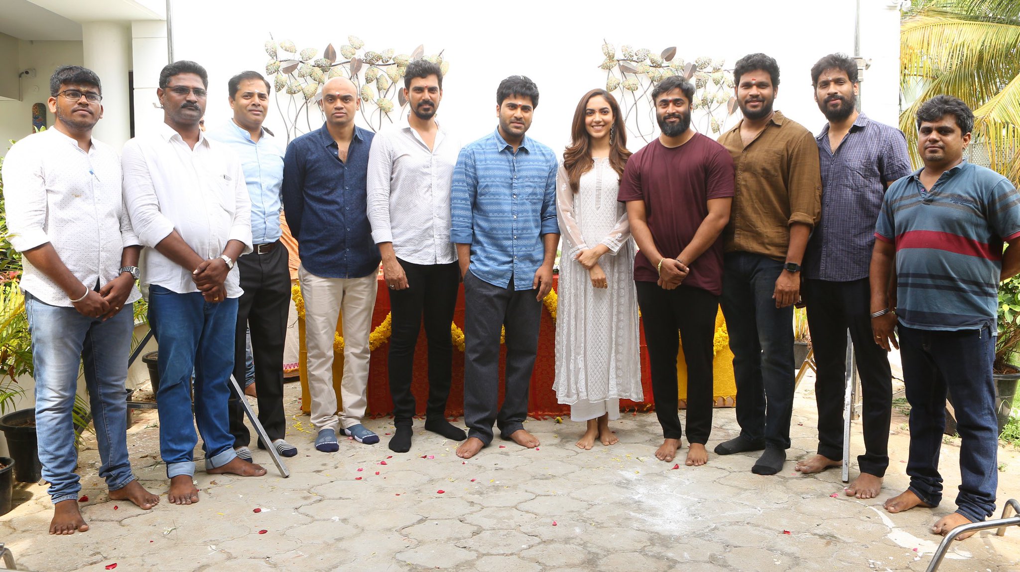 Here's the pooja stills of Sharwanand Set 1 Photos