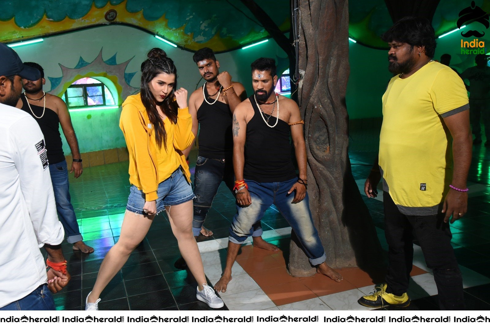 Hi 5 Movie Shooting Coverage Press Meet Set 1