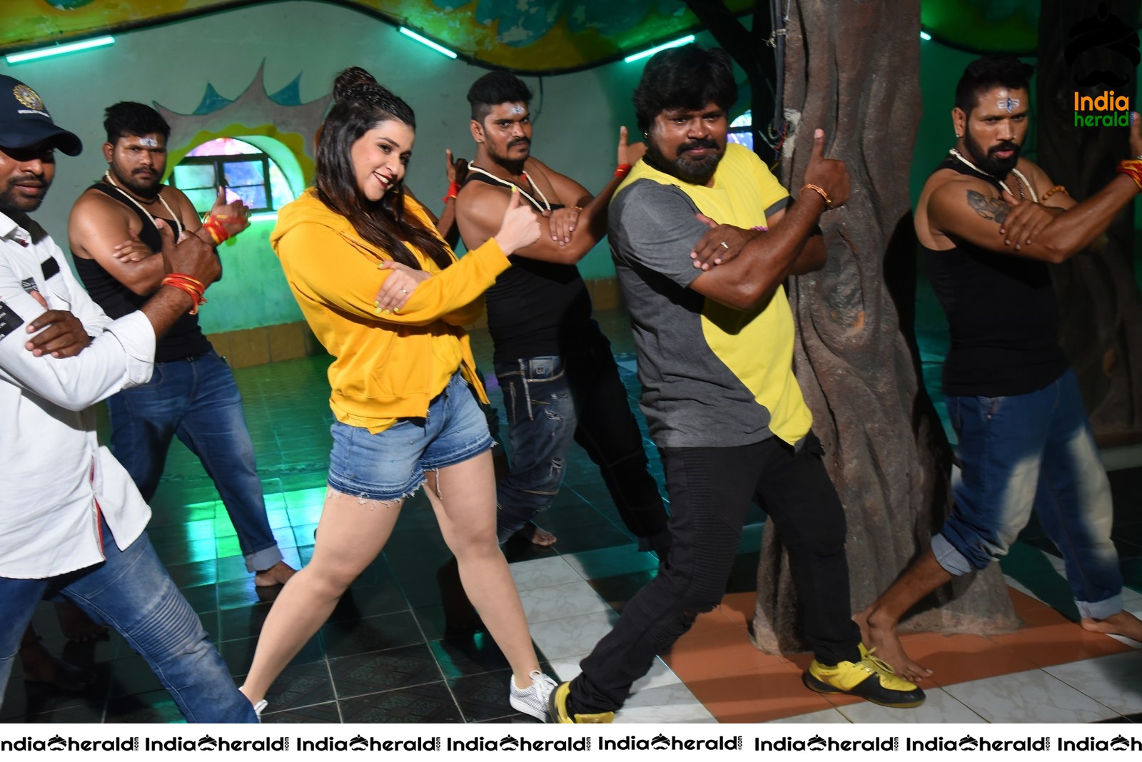 Hi 5 Movie Shooting Coverage Press Meet Set 2