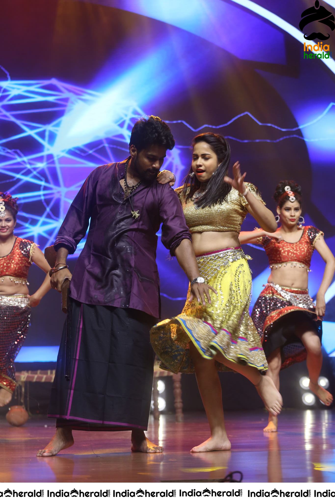 Hot And Sexy Dance Number Performed In Stage At Valmiki Pre Release Event Set 1