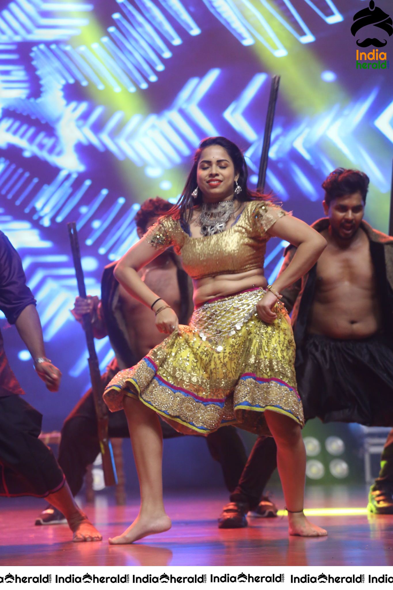 Hot And Sexy Dance Number Performed In Stage At Valmiki Pre Release Event Set 2