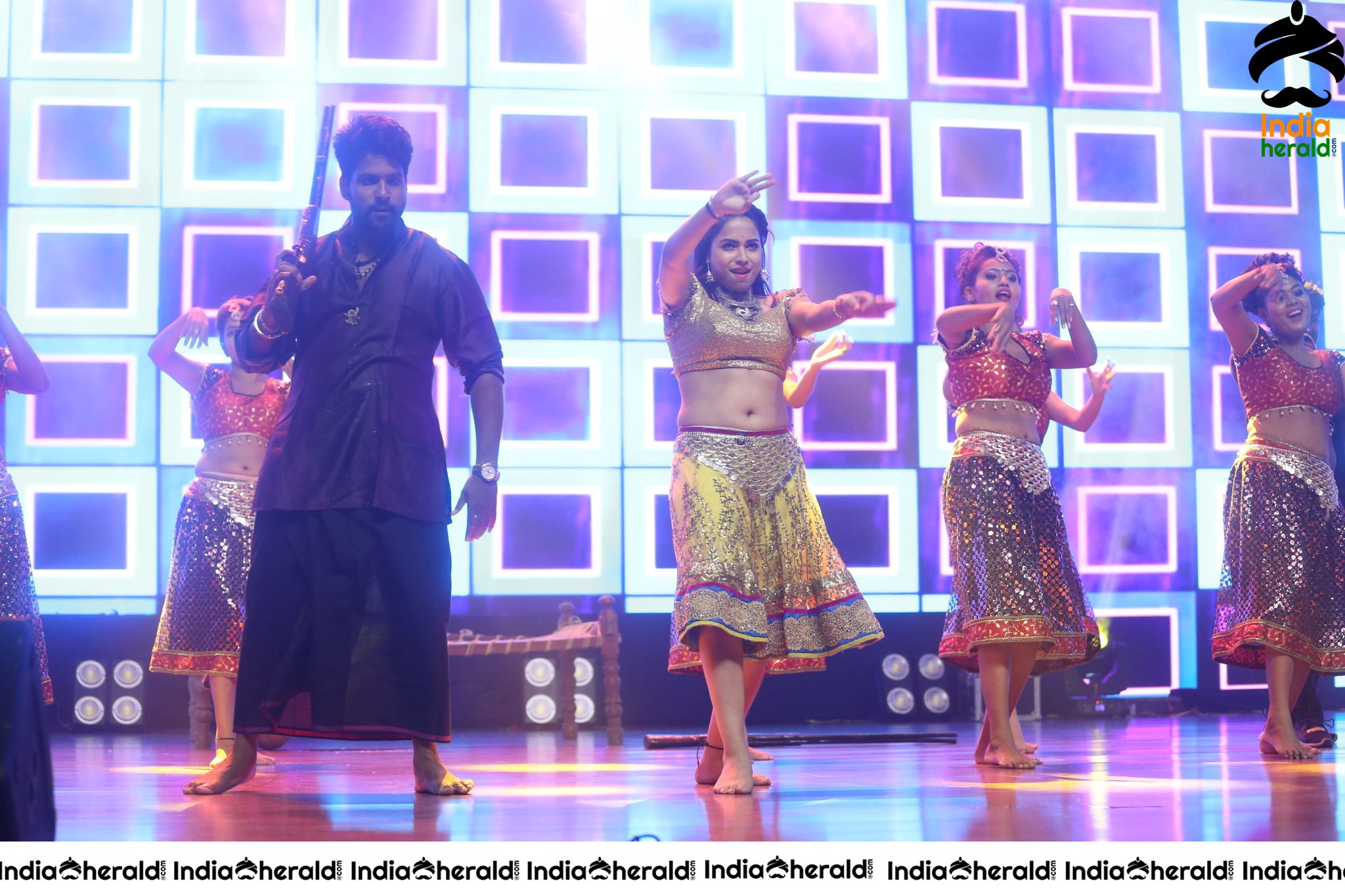 Hot And Sexy Dance Number Performed In Stage At Valmiki Pre Release Event Set 2