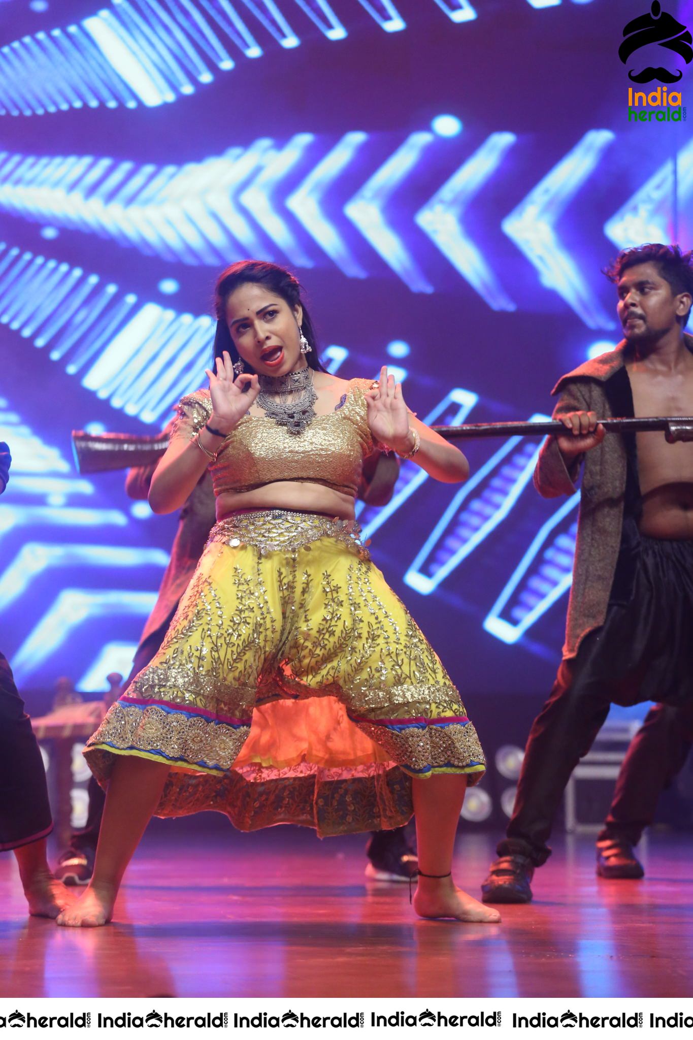 Hot And Sexy Dance Number Performed In Stage At Valmiki Pre Release Event Set 2