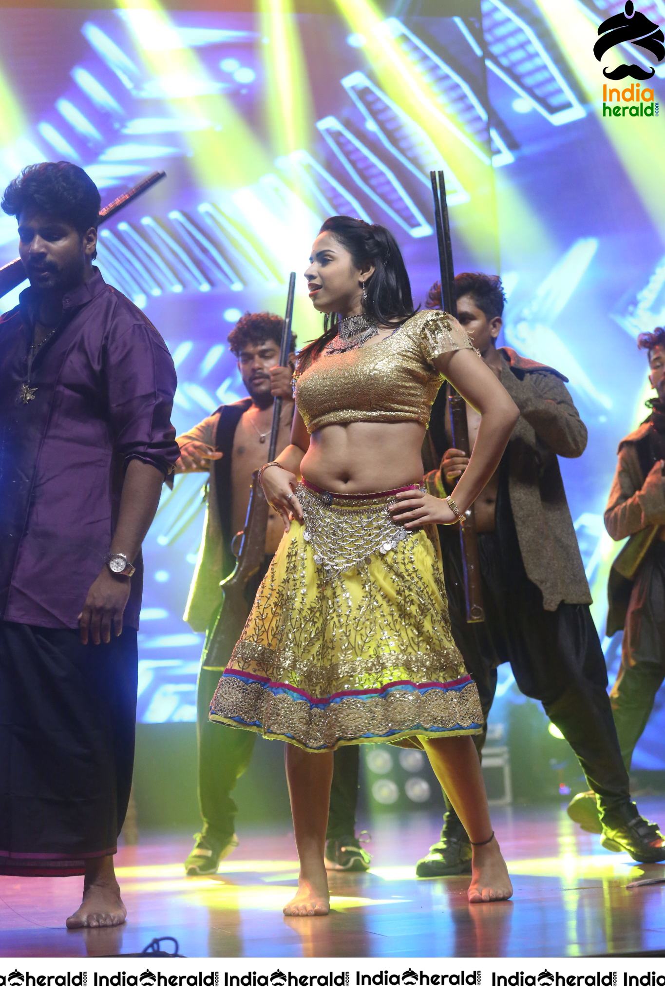 Hot And Sexy Dance Number performed In Stage At Valmiki Pre Release Event Set 3
