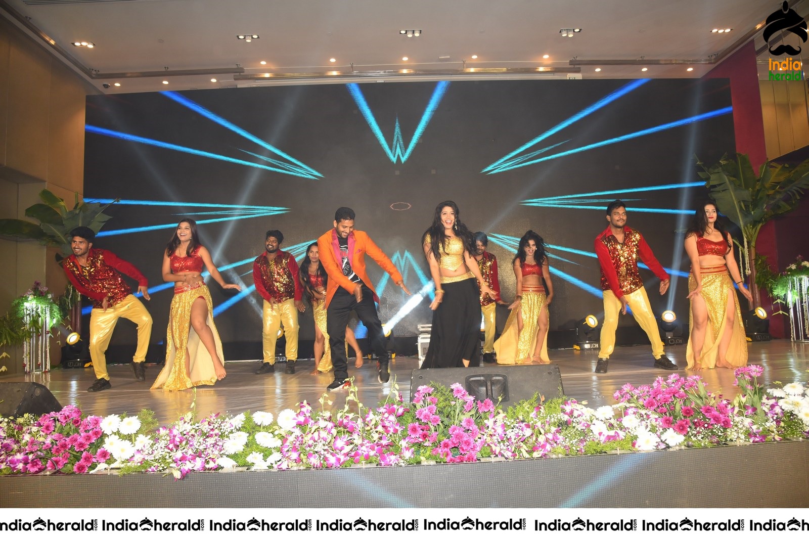 Hot Dance on the Stage at Prati Roju Panduga Event Set 2