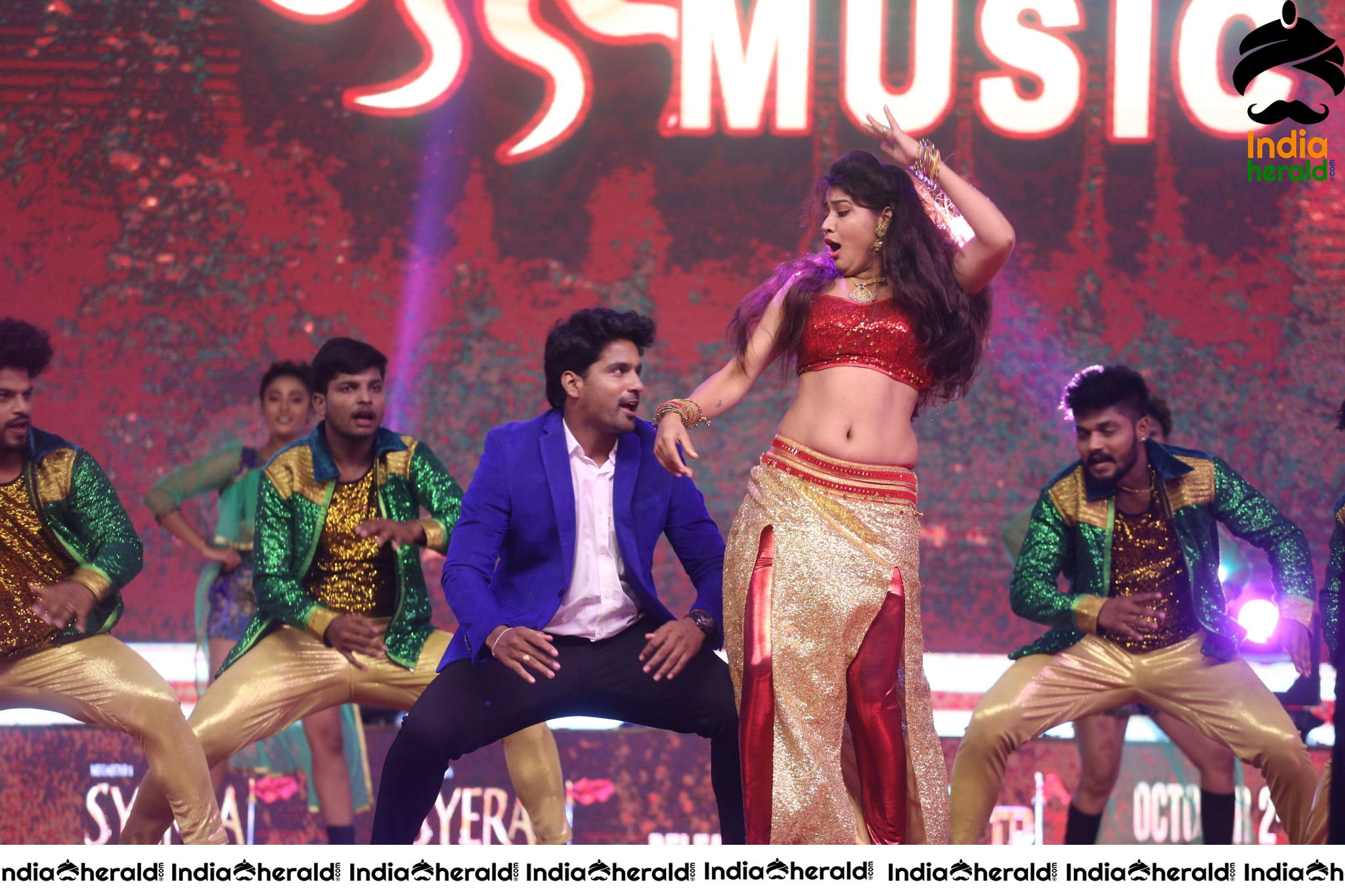 Hot Dance Performance At Sye Raa Pre Release Event Set 1