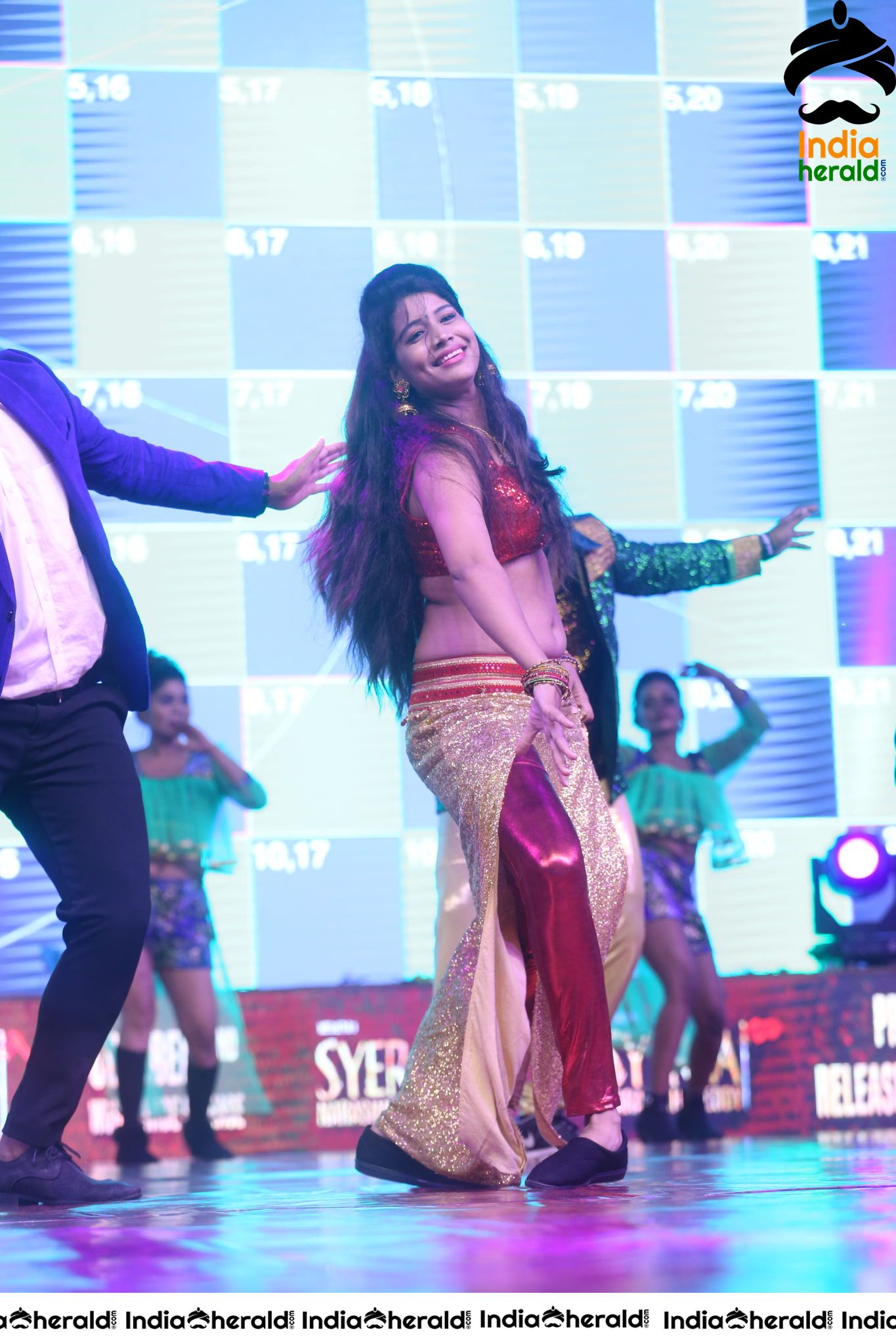 Hot Dance Performance At Sye Raa Pre Release Event Set 1