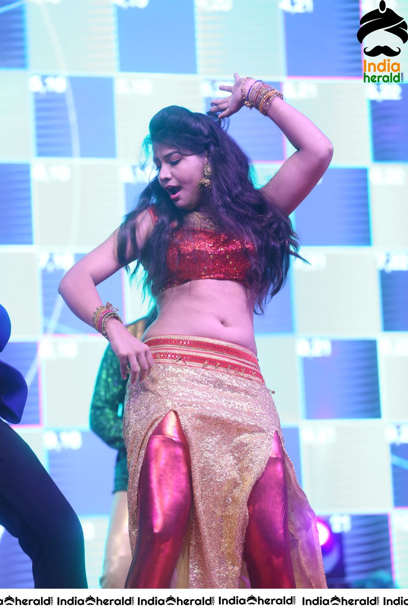Hot Dance Performance At Sye Raa Pre Release Event Set 2