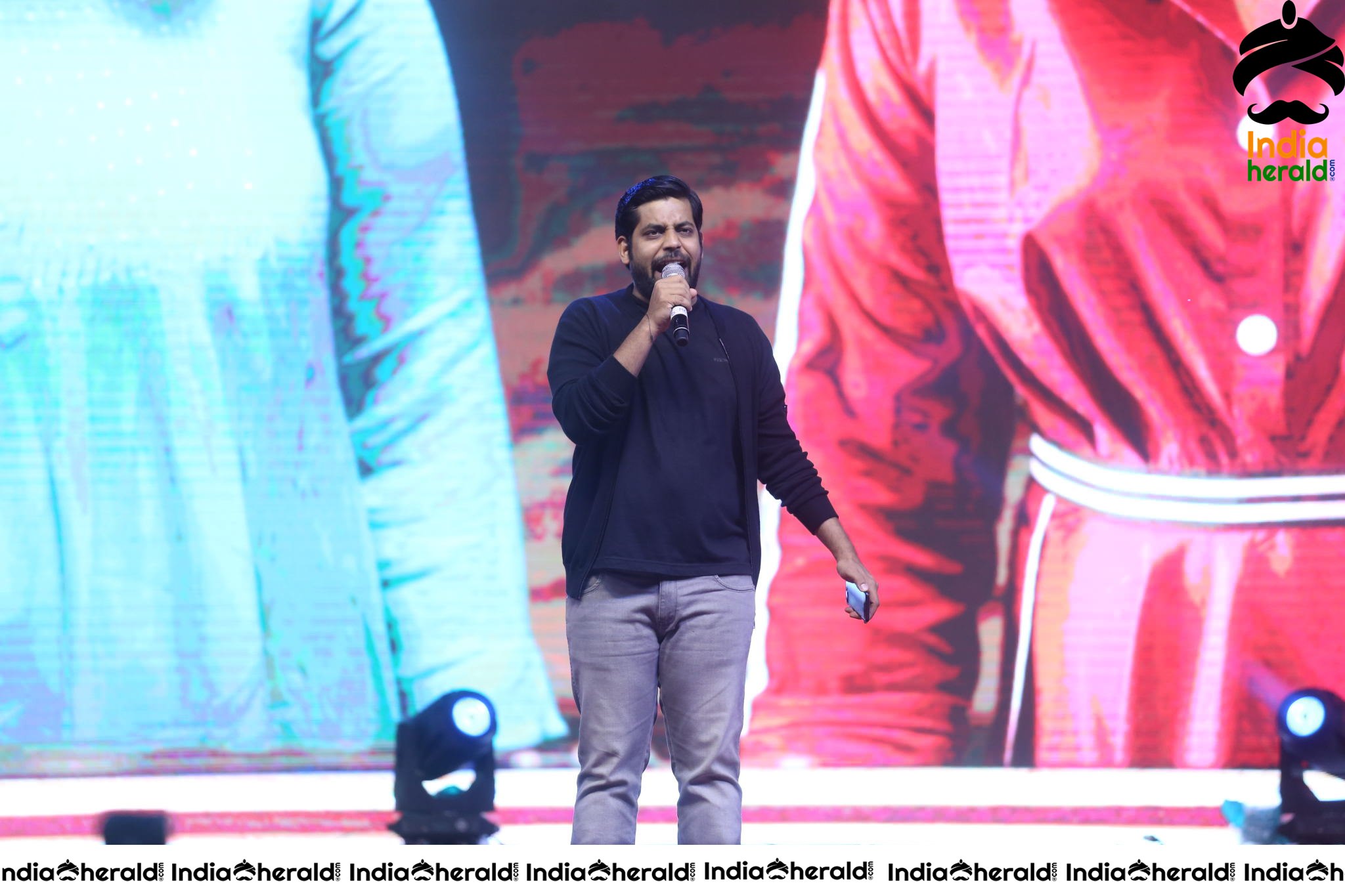 Hot Dance Performance At Sye Raa Pre Release Event Set 2