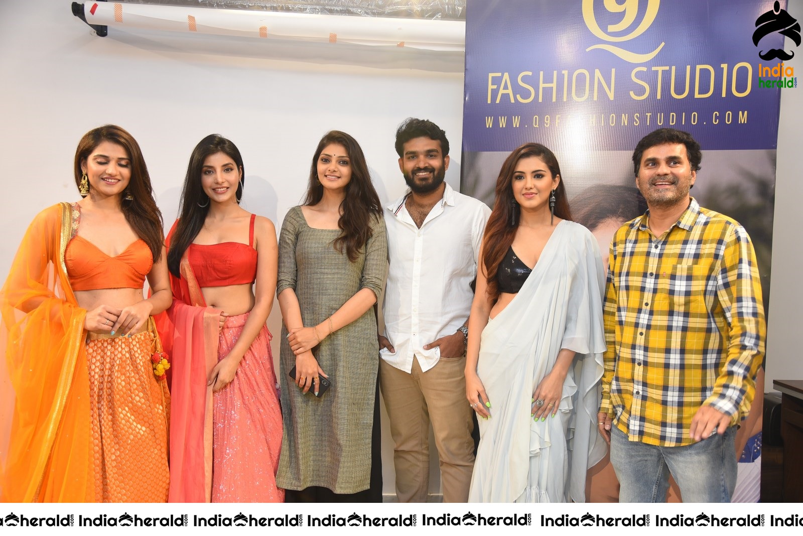 Hot Malvika Sharma at Fashion Studio Opening Launch Event Photos Set 5