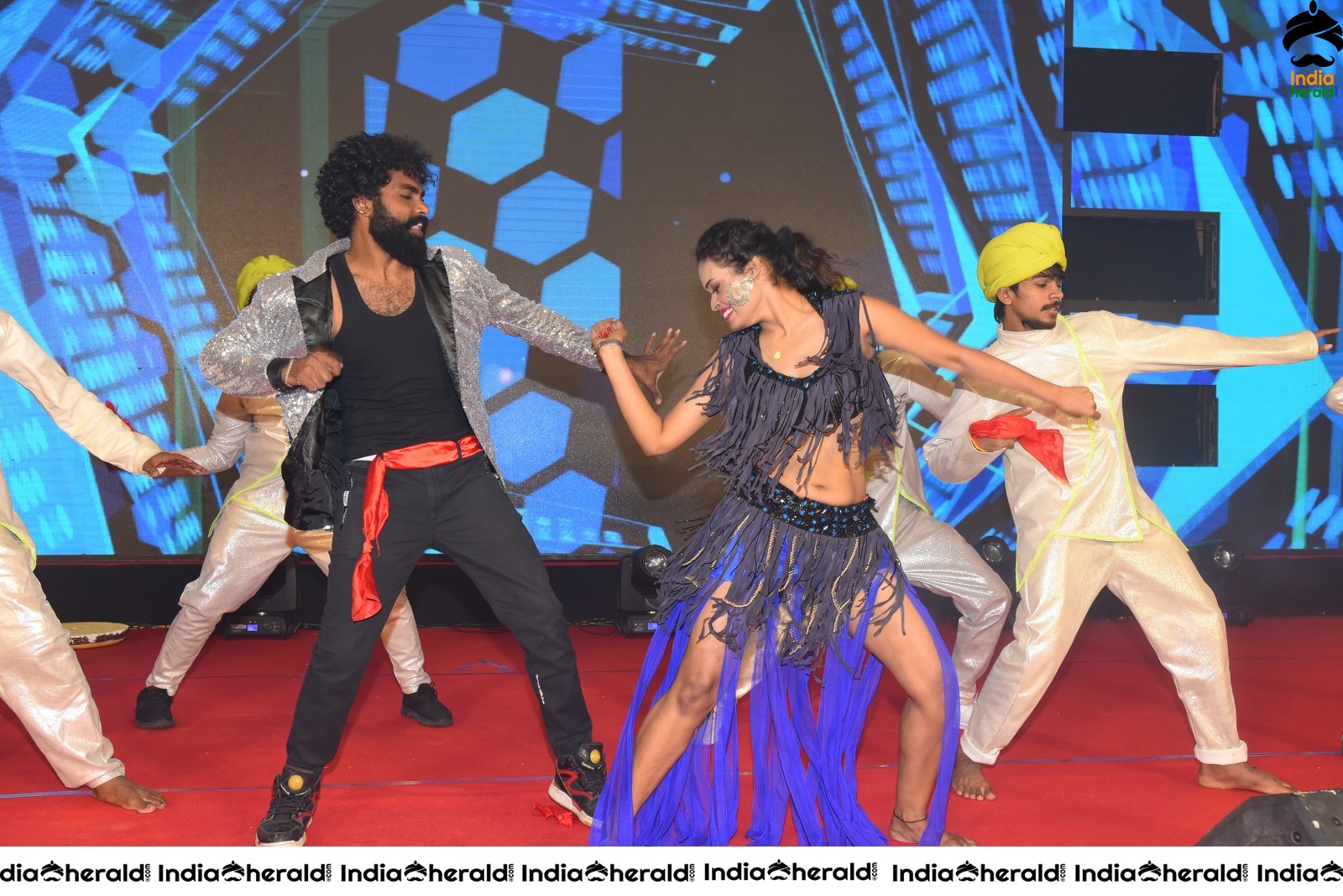Hot Performance on the stage at Thippara Meesam Event Set 2
