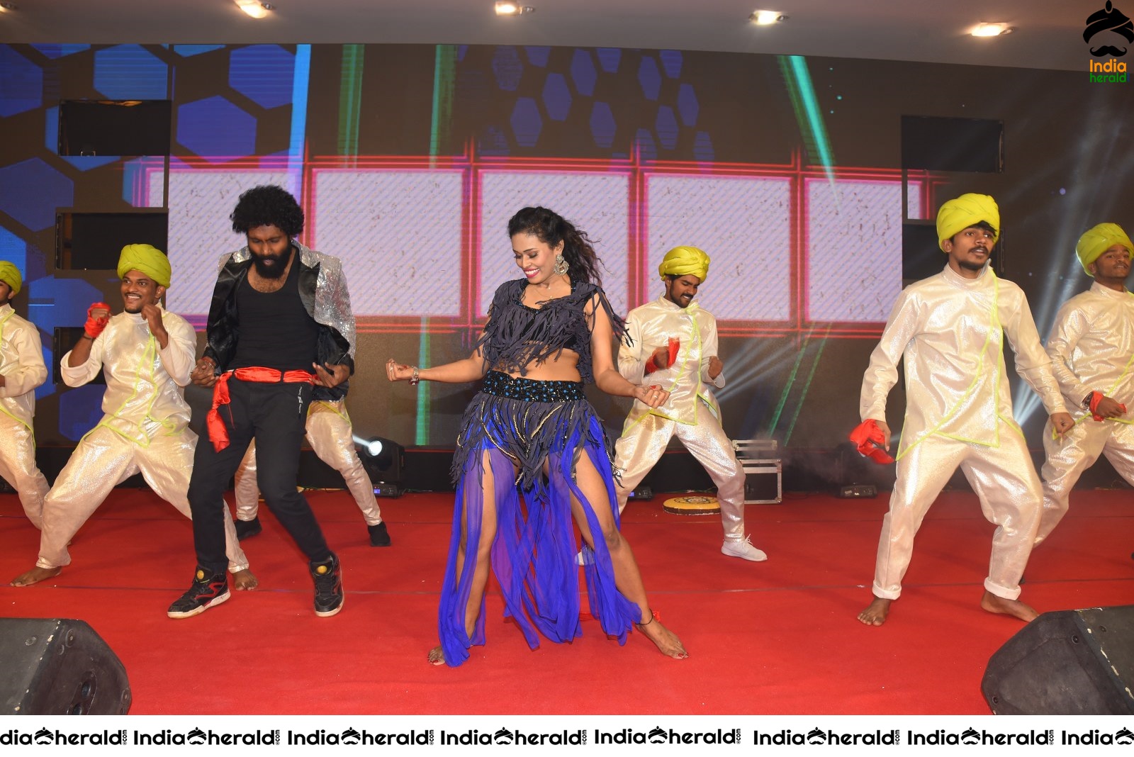 Hot Performance on the stage at Thippara Meesam Event Set 2