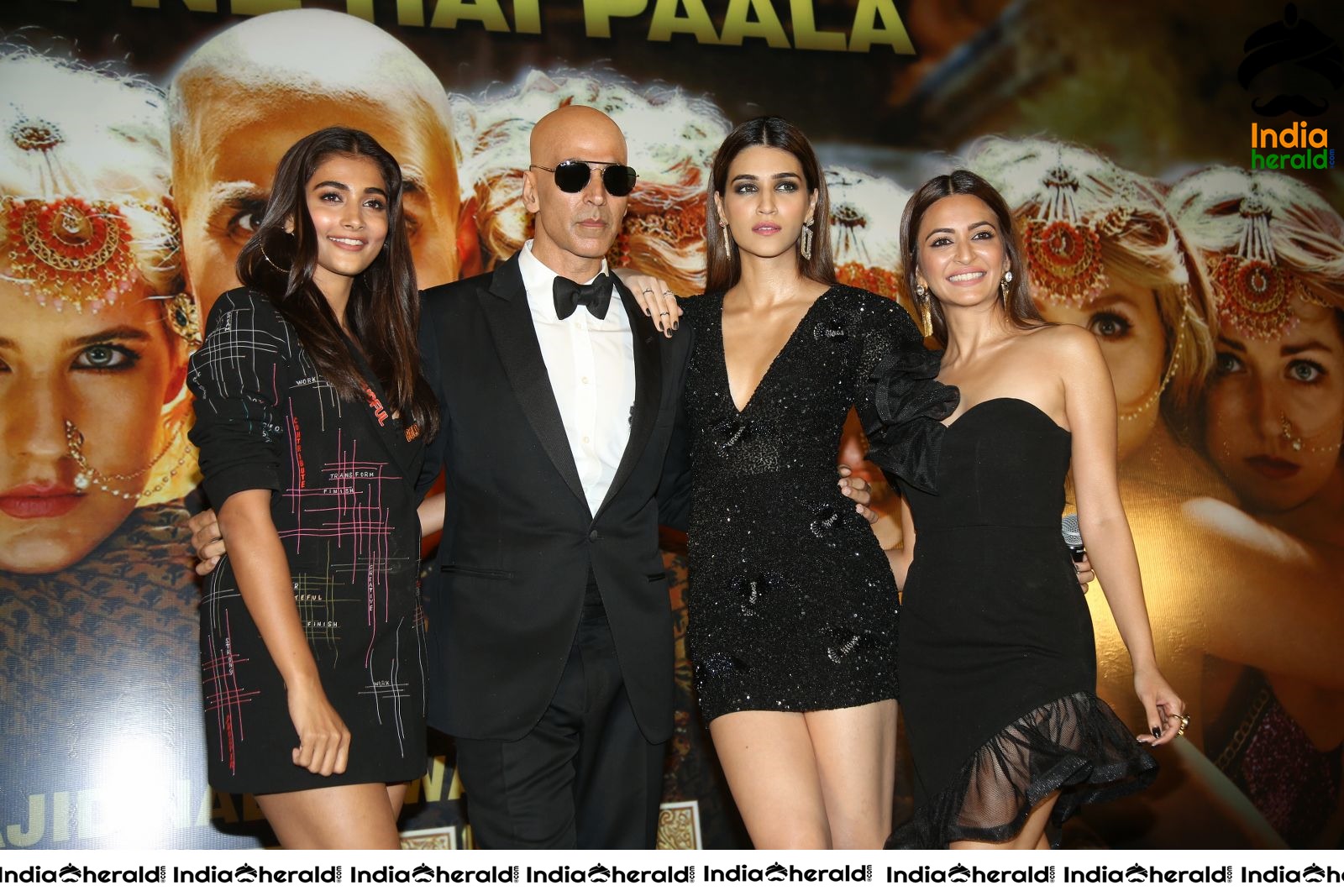 Housefull 4 Movie Pre Release Event Hot Photos Set 4