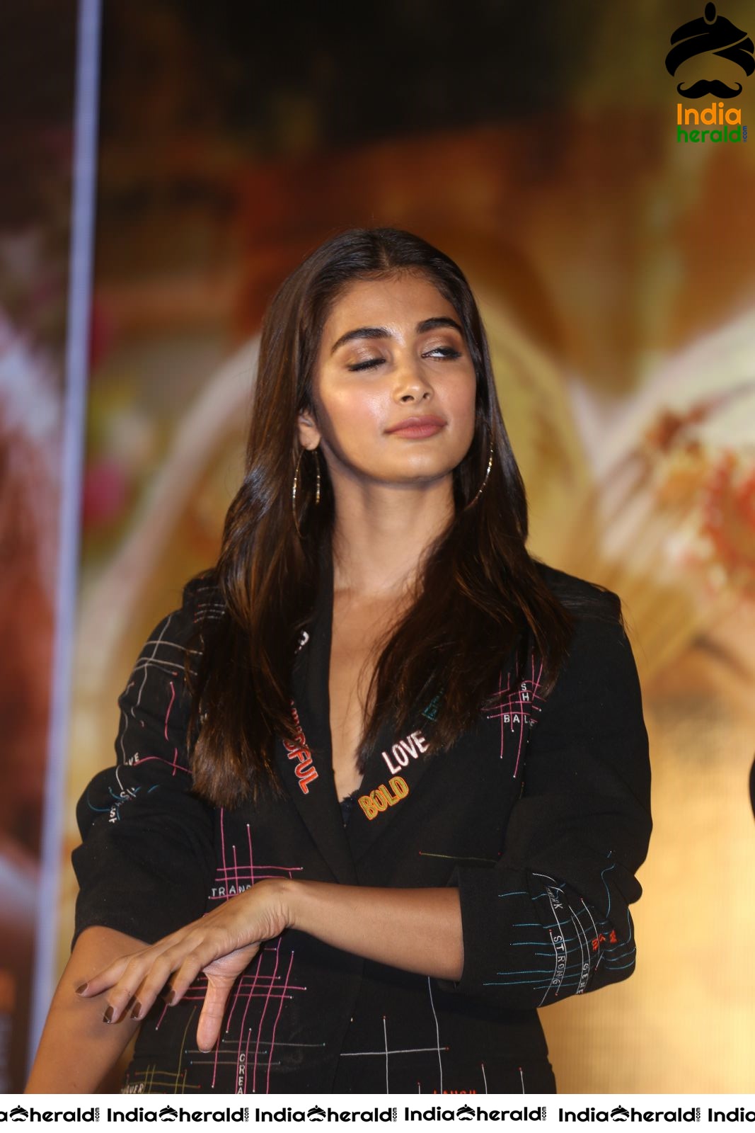 Housefull 4 Movie Pre Release Event Hot Photos Set 6