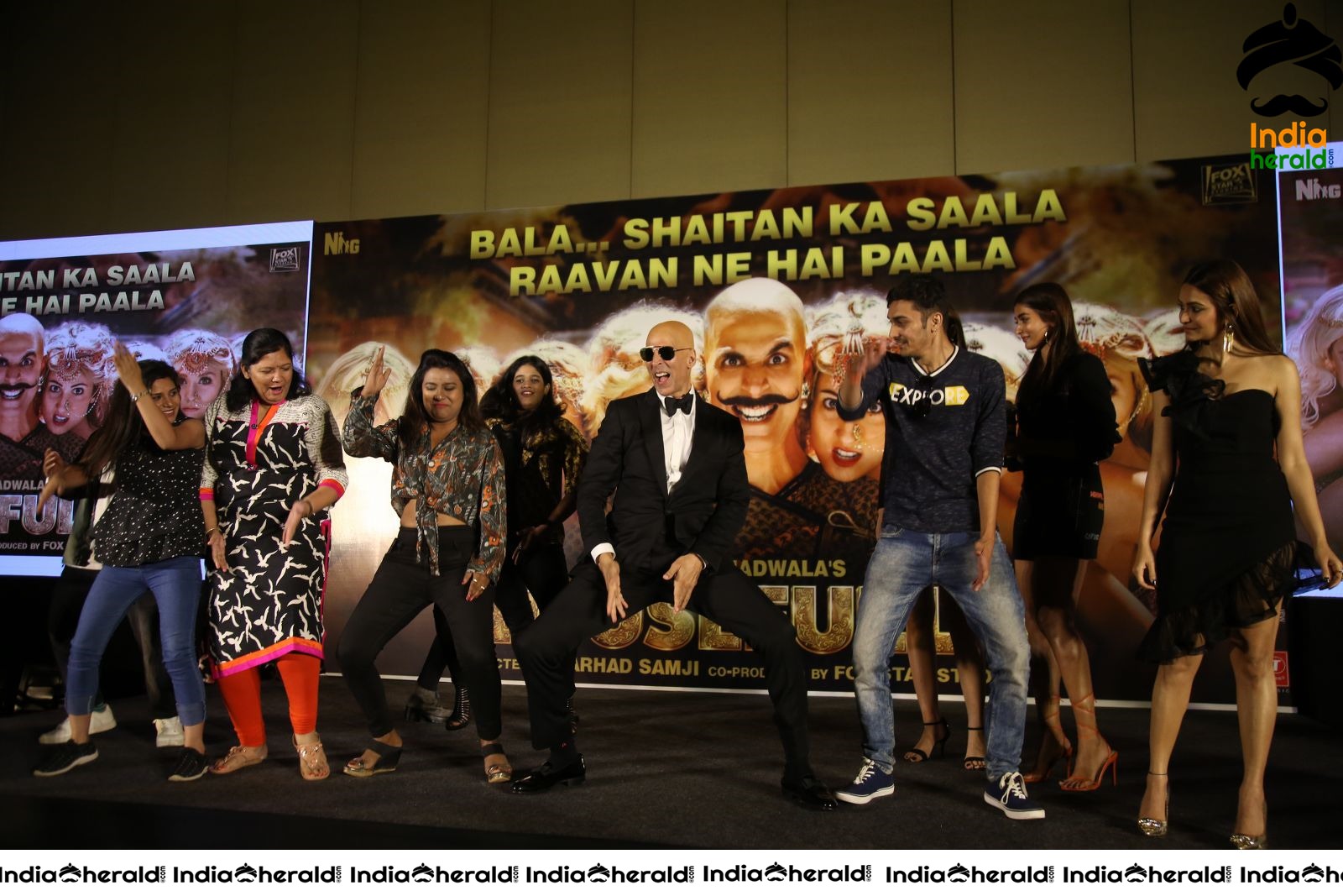 Housefull 4 Movie Pre Release Event Hot Photos Set 8