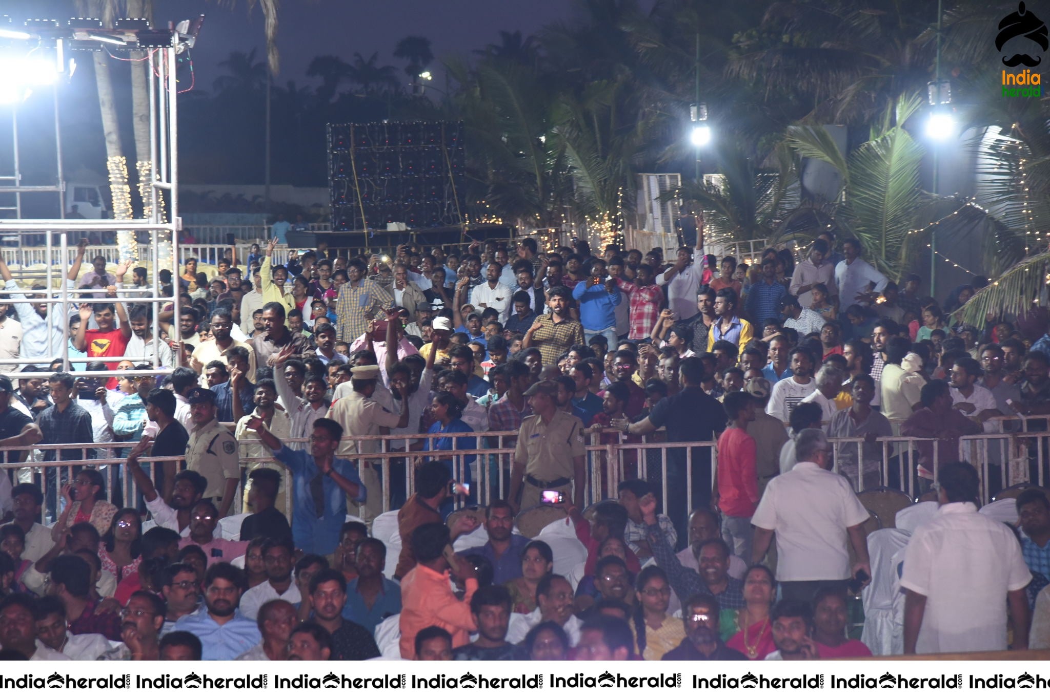 Huge Crowd Gathered at Ruler Pre Release Event Set 1