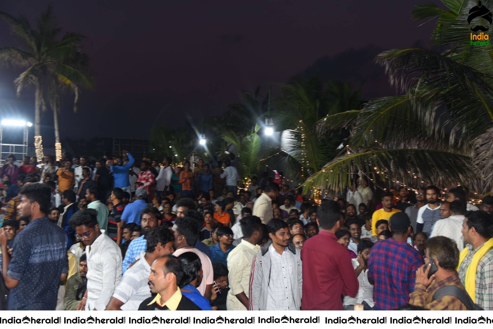 Huge Crowd Gathered at Ruler Pre Release Event Set 1