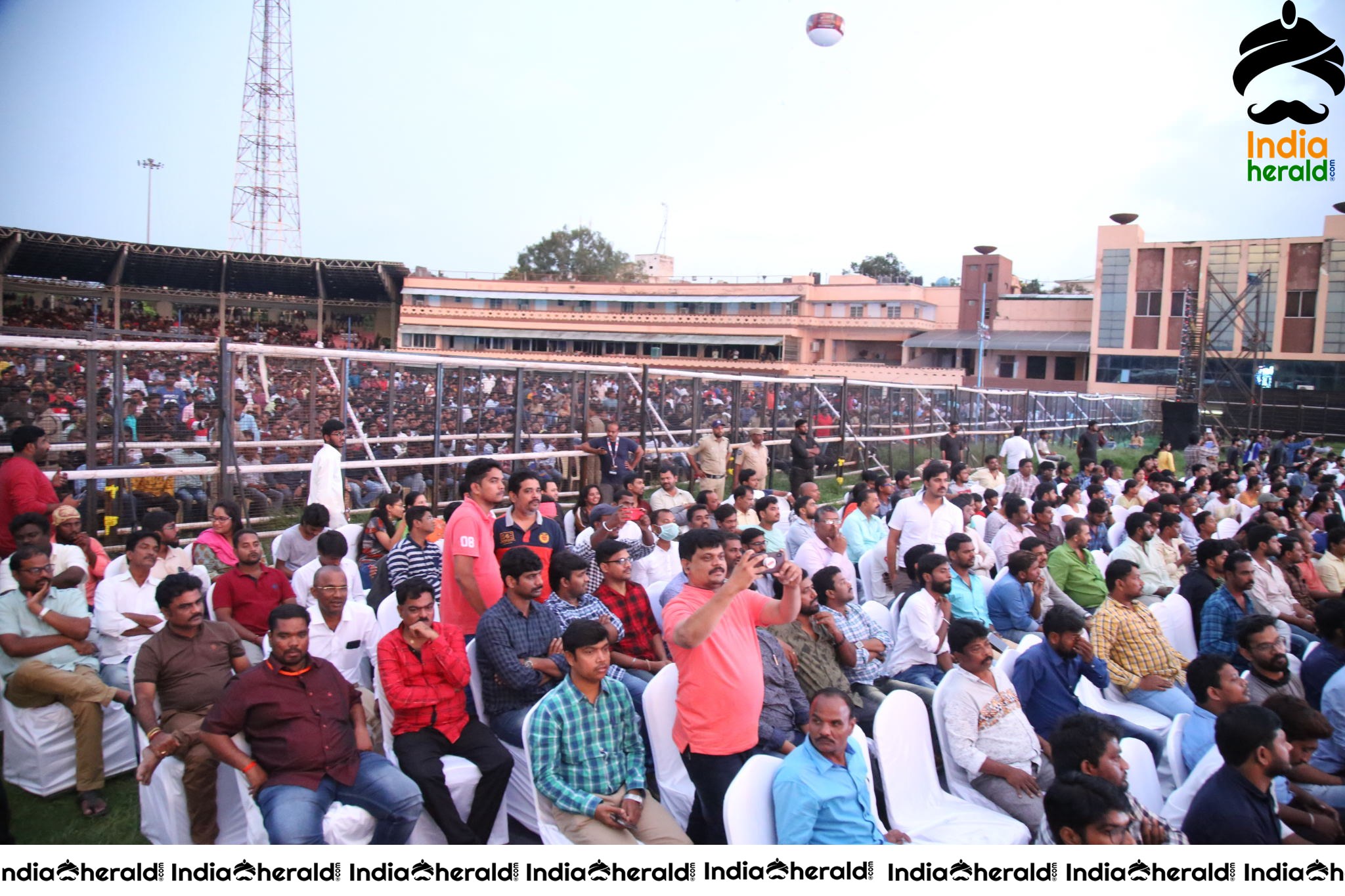 Humongous Crowd Gathered at Sye Raa Pre Release Event Set 2