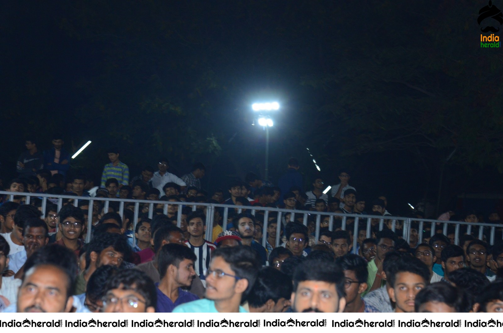 Iddari Lokam Okate Movie Event Set 1