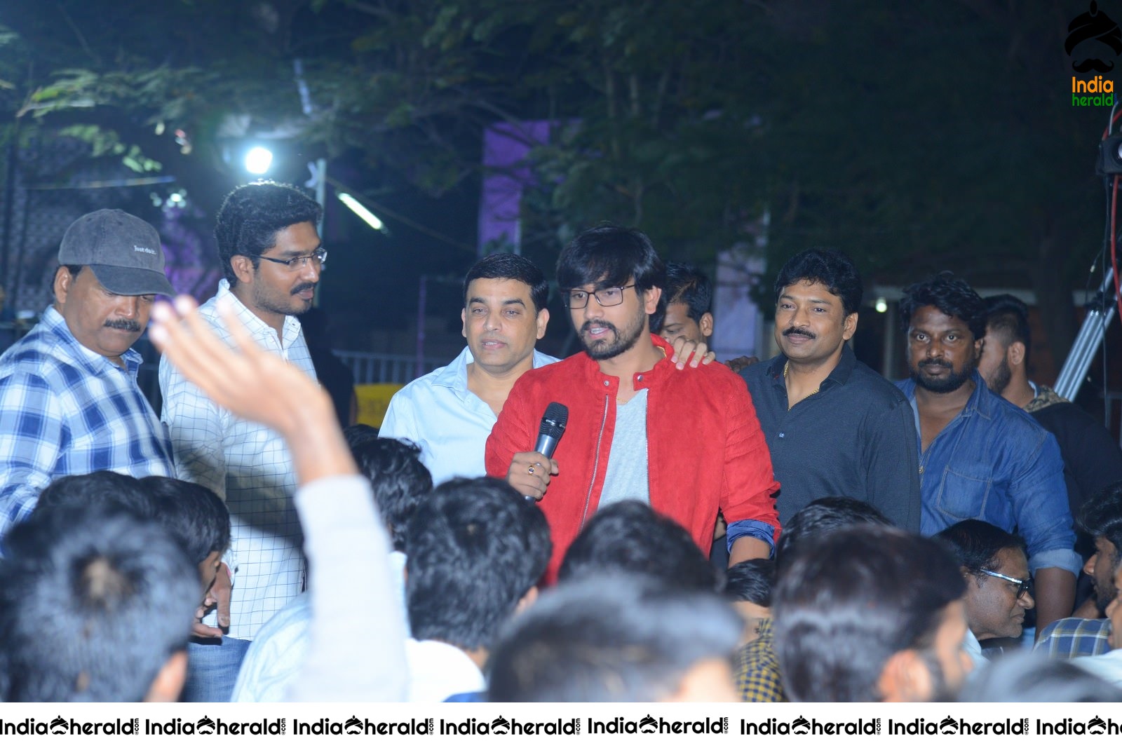 Iddari Lokam Okate Movie Event Set 2