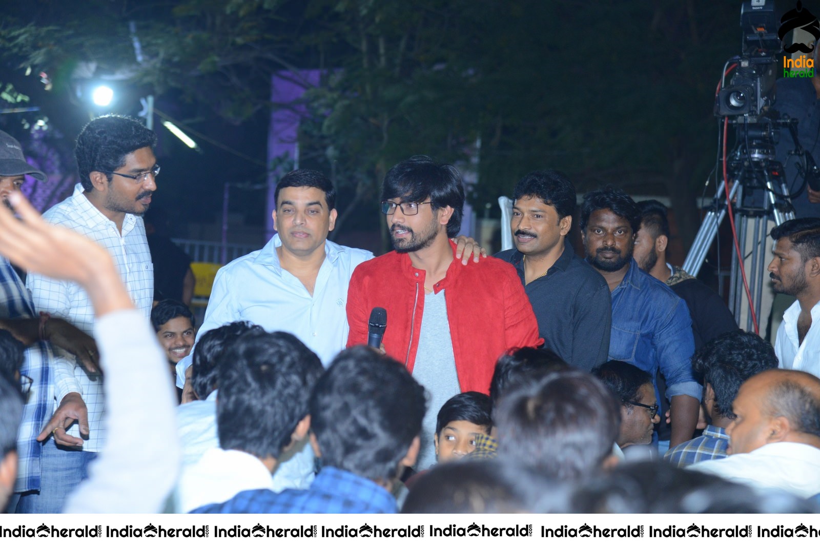 Iddari Lokam Okate Movie Event Set 2