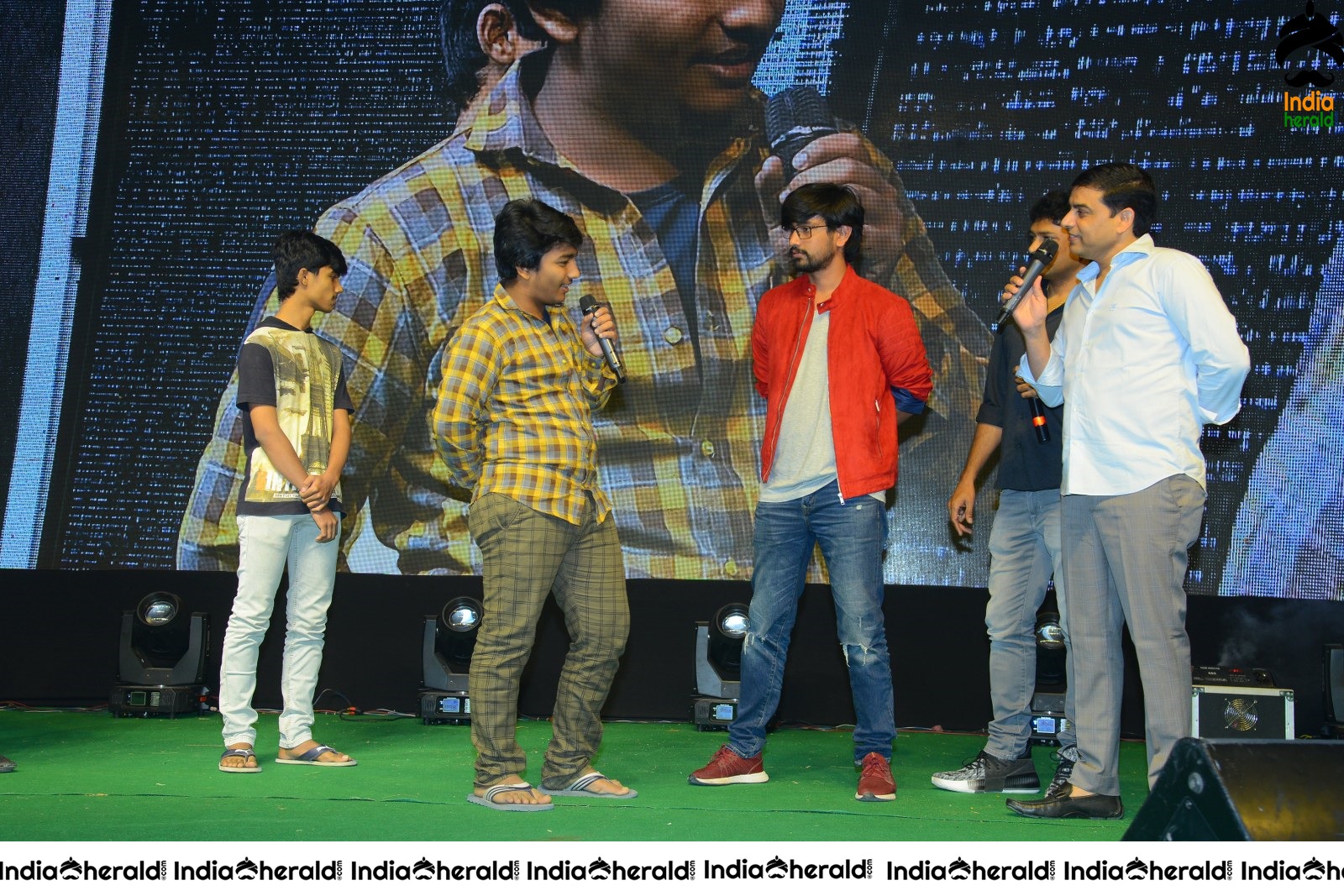 Iddari Lokam Okate Movie Event Set 3