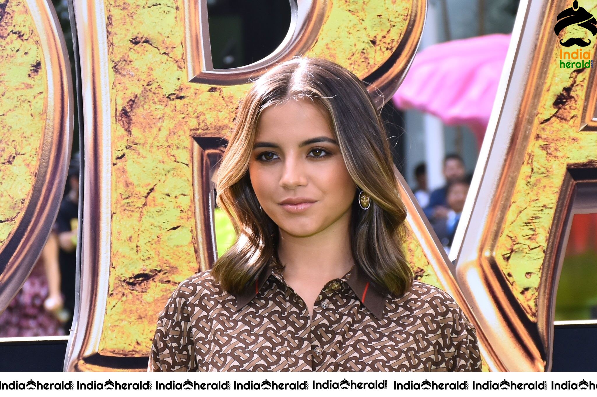 Isabela Moner At Dora And The Lost City Of Gold Premiere in Mexico City Set 2