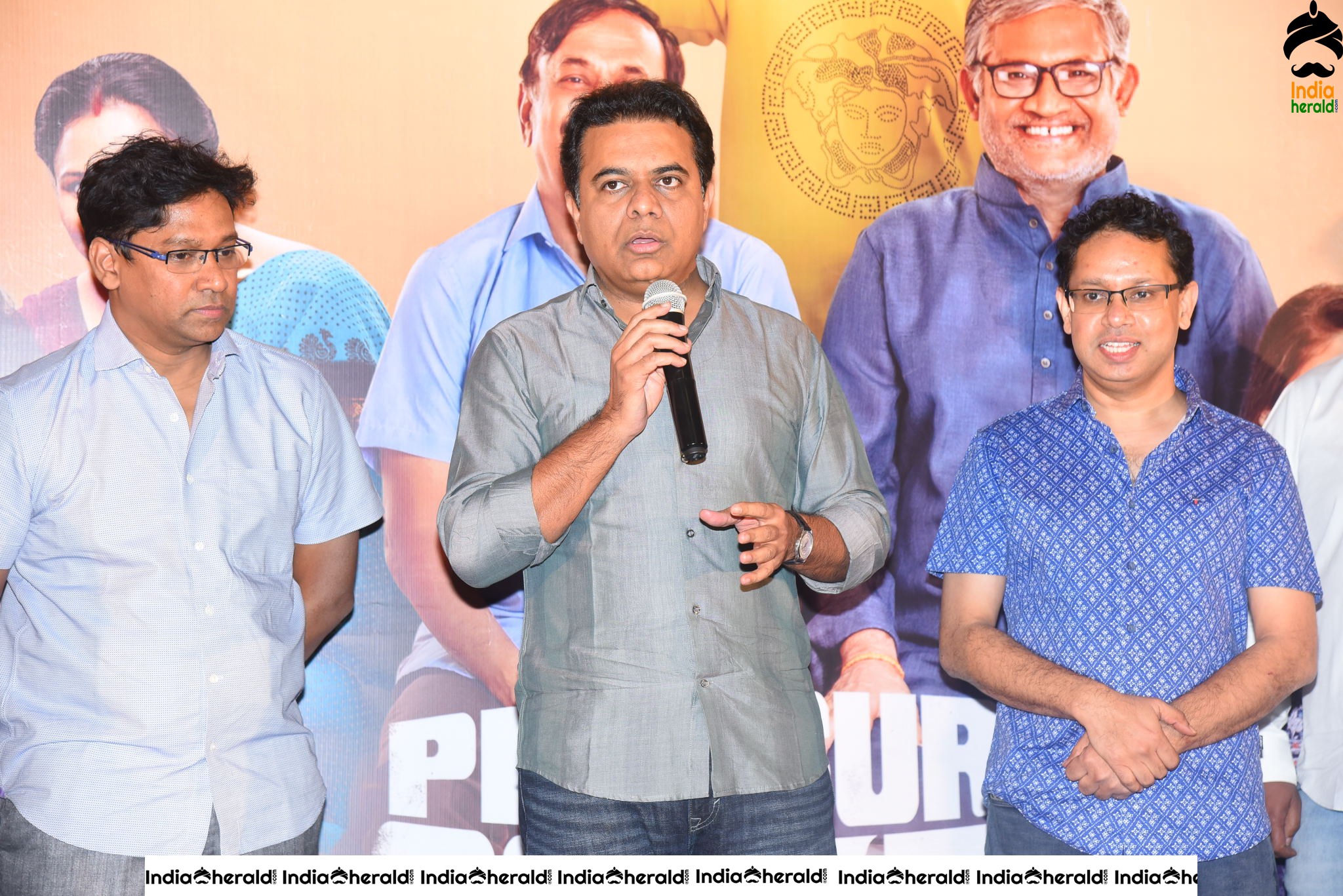 IT Minister KTR Watches Pressure Cooker movie Set 3