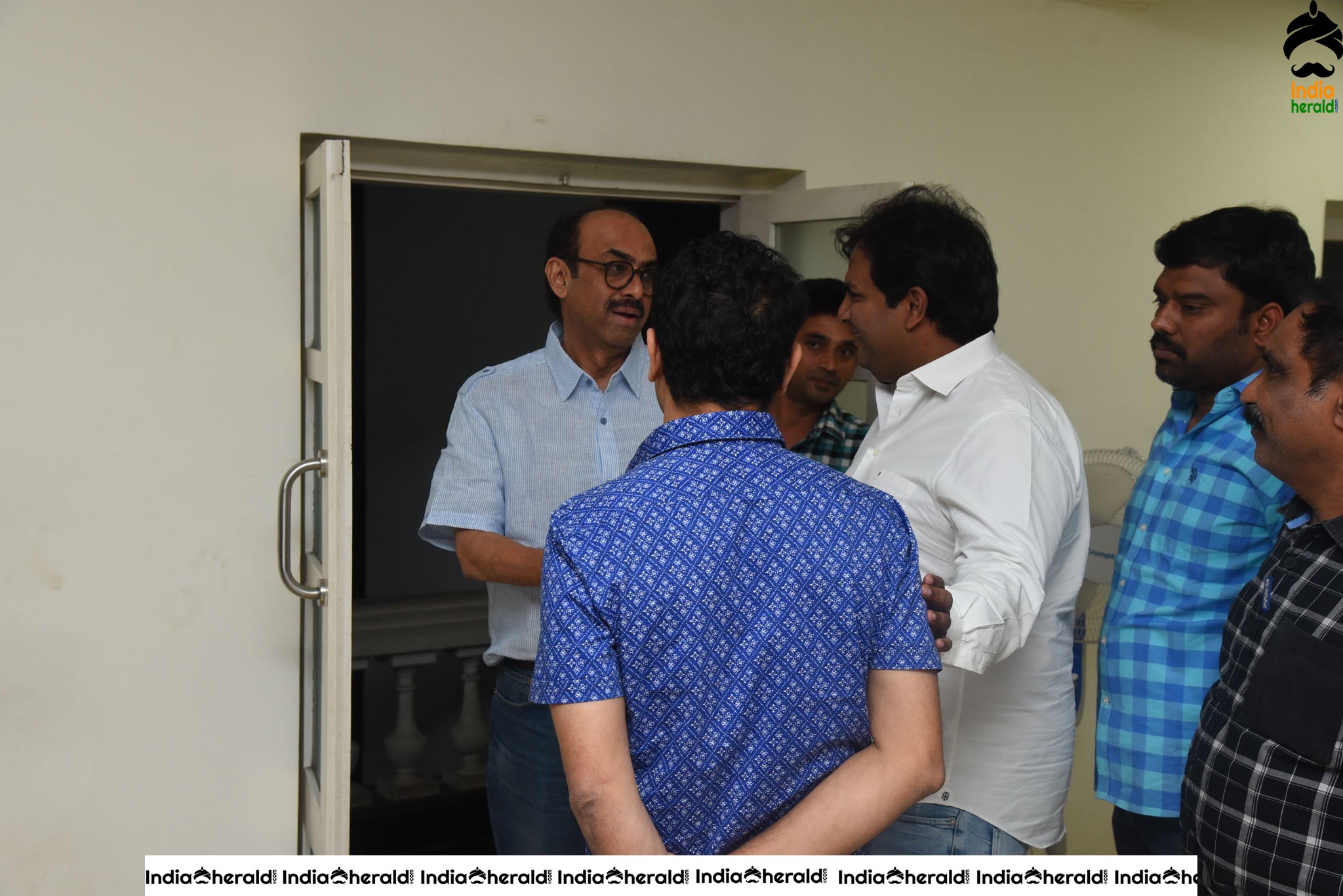 IT Minister KTR Watches Pressure Cooker movie Set 3