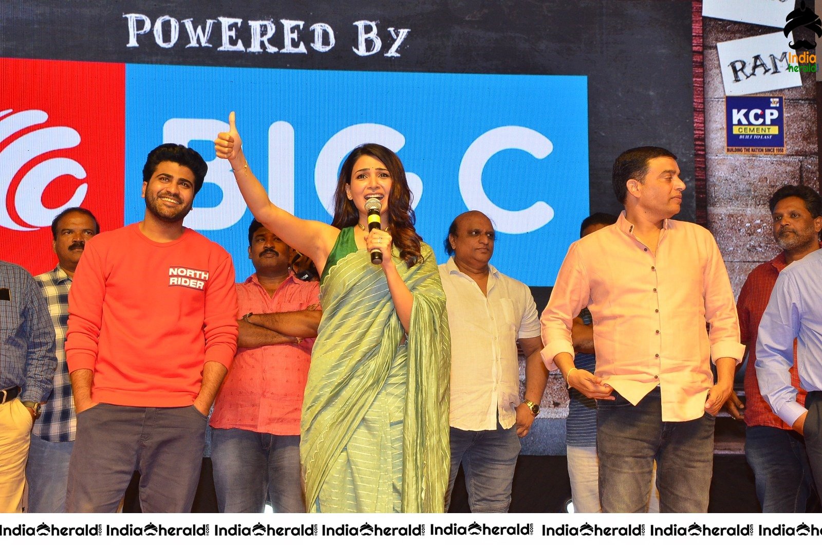 Jaanu Grand Release Event Stills Set 1