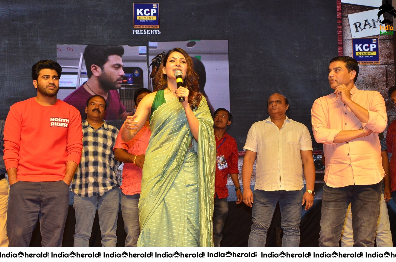 Jaanu Grand Release Event Stills Set 2