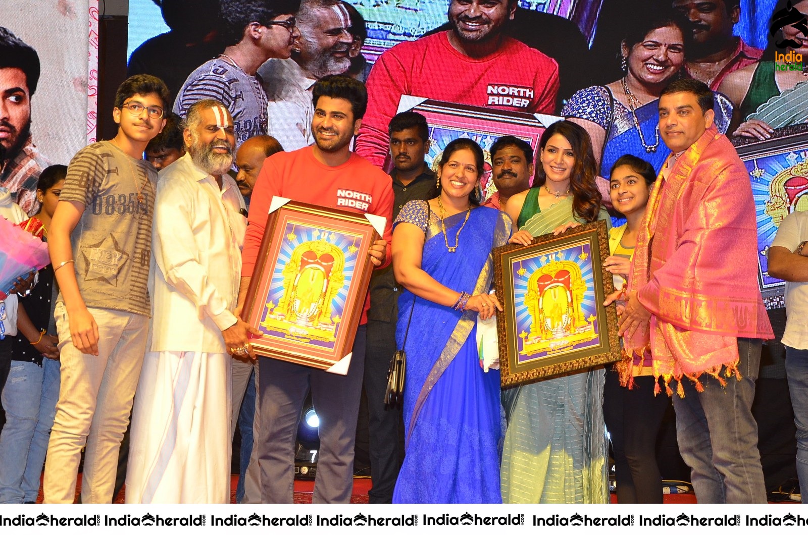 Jaanu Grand Release Event Stills Set 3