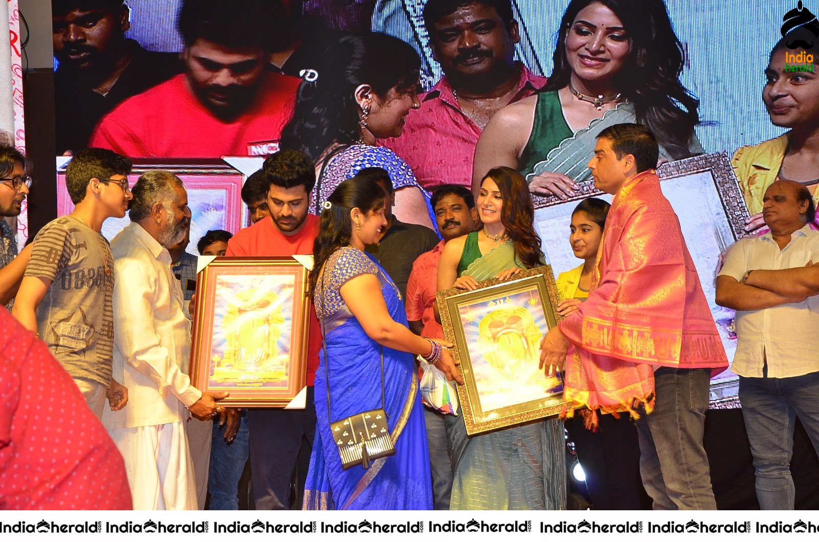 Jaanu Grand Release Event Stills Set 3