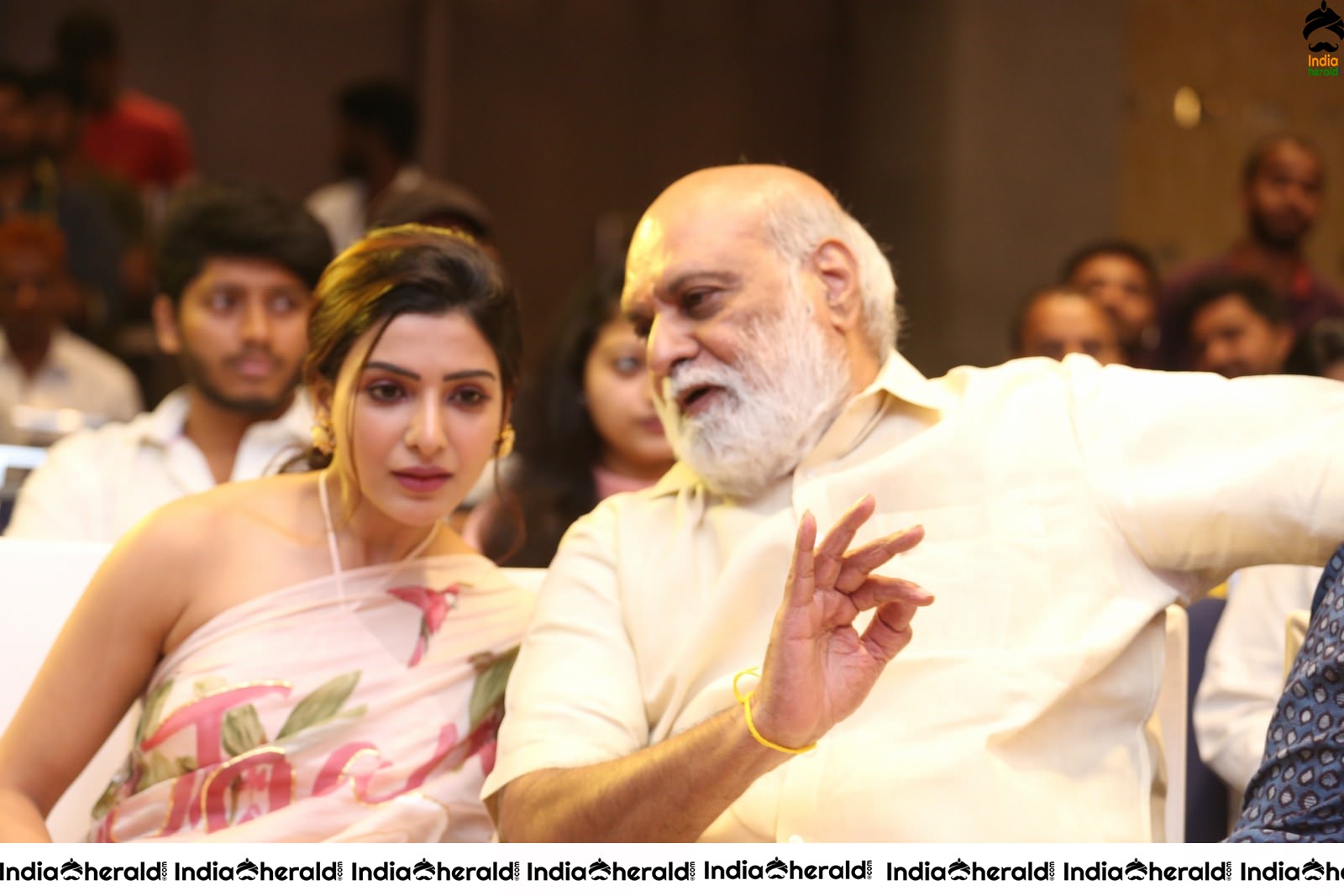 Jaanu Movie Thanks Meet Stills Set 1