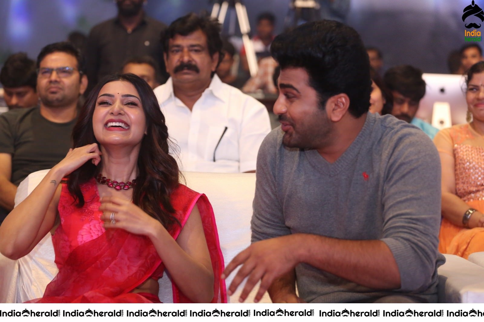 Jaanu Pre Release Event featuring Samantha and Sharwanand Set 4