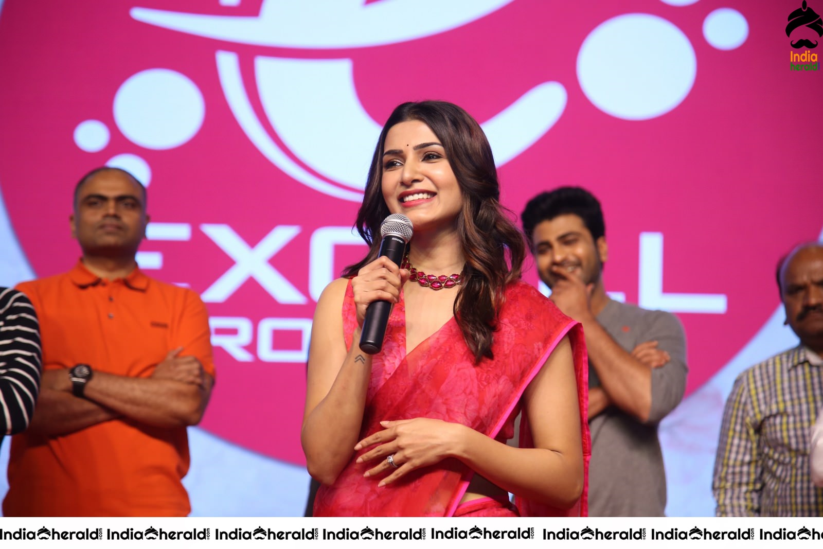 Jaanu Pre Release Event featuring Samantha and Sharwanand Set 9