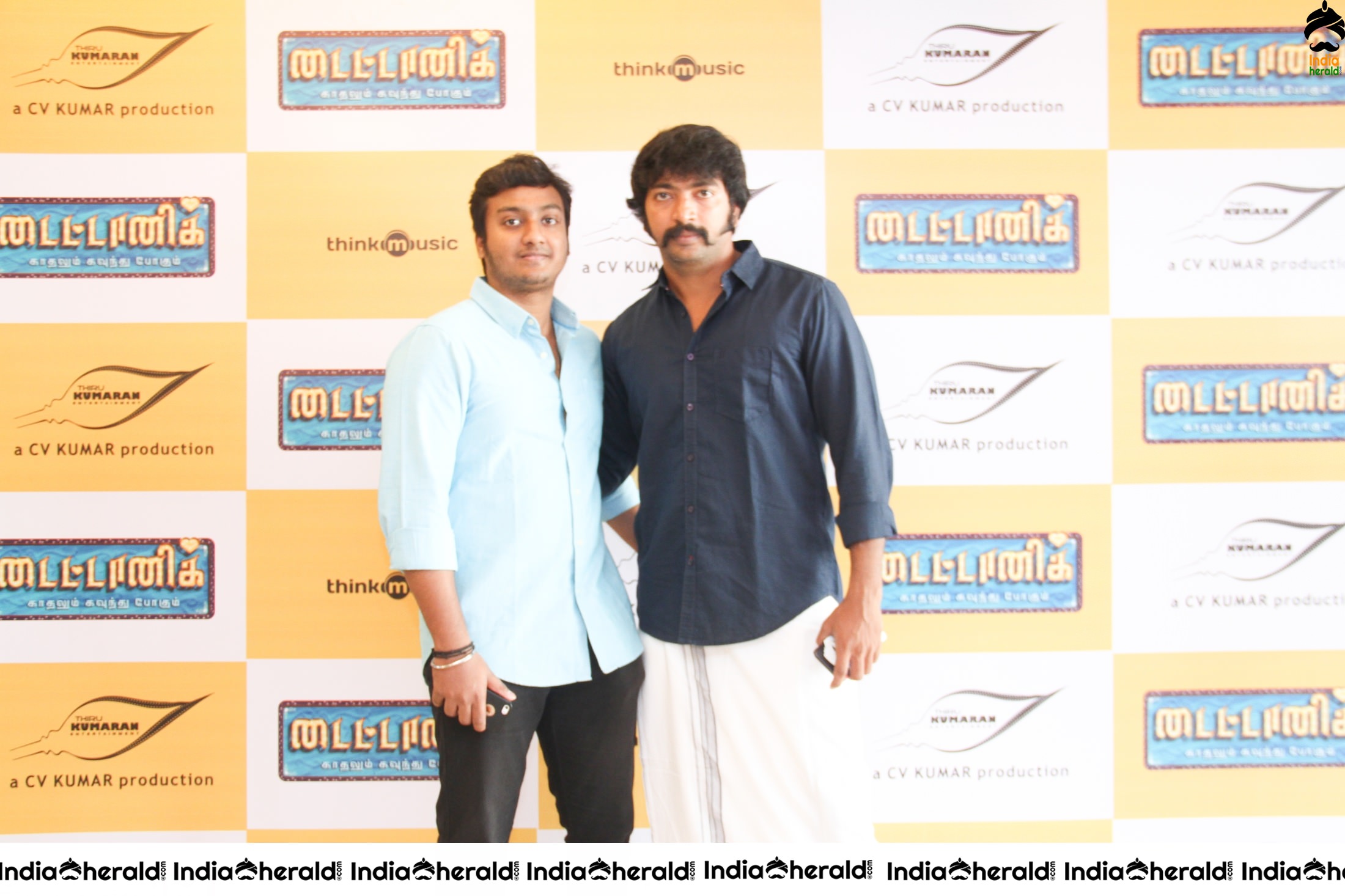 Kaadhalum Kavundhu Pogum Movie Audio Launch Stills Set 1