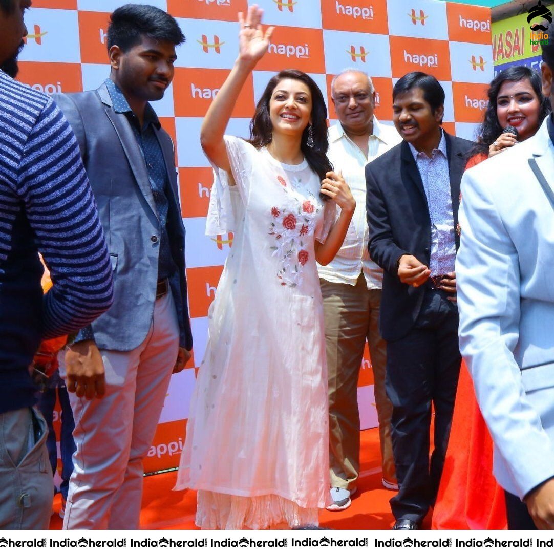 Kajal Aggarwal looking Angelic and cute at Happi Mobiles opening Set 2