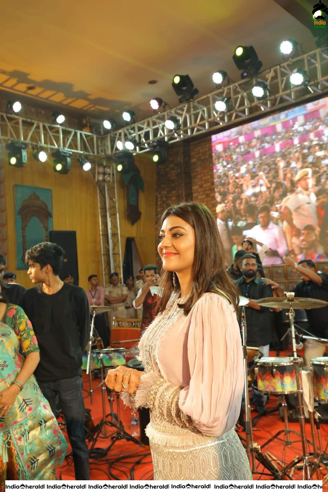 Kajal Aggarwal Looking Angelic in White before a massive crowd during a Public Event Set 1