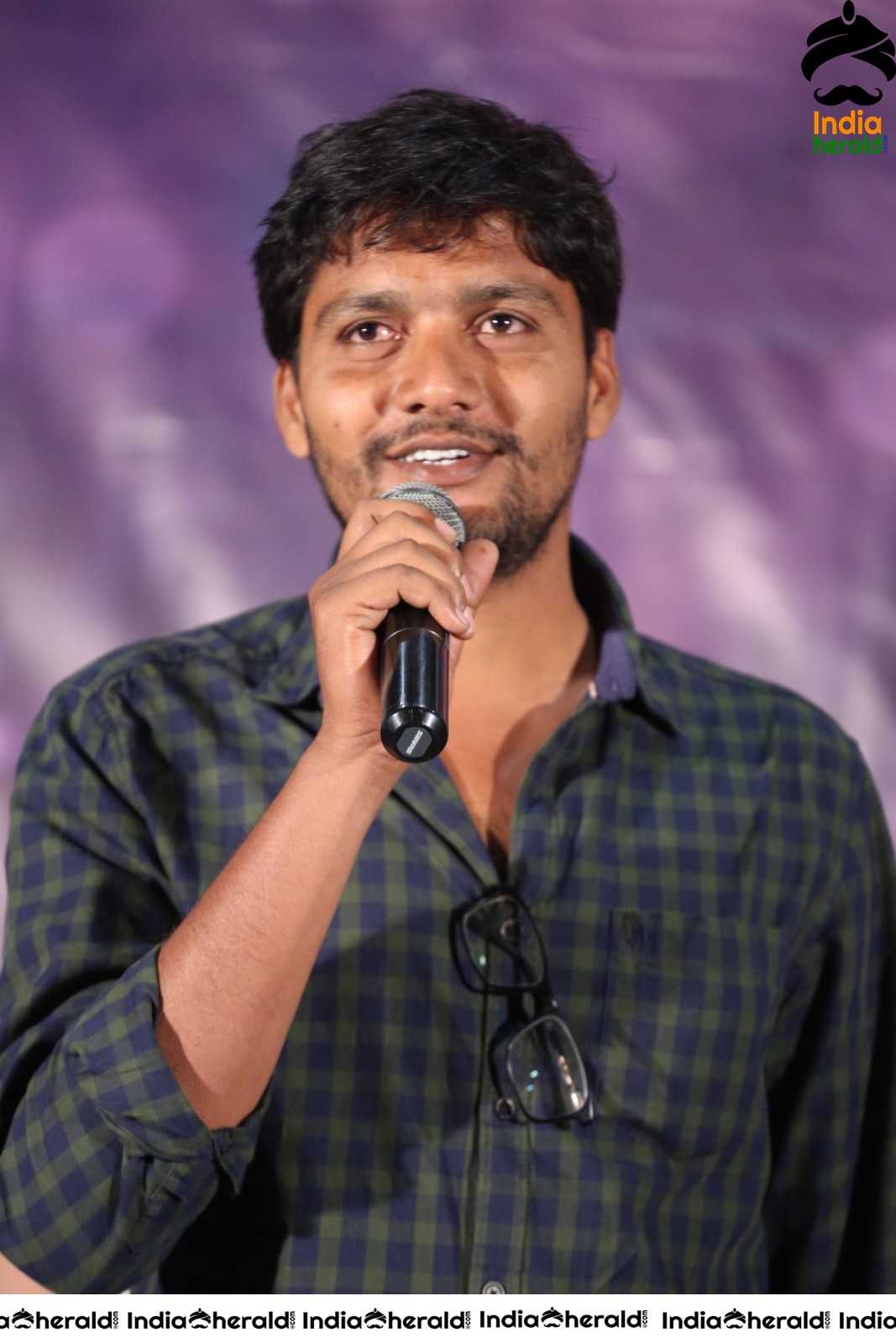 Kalakarudu Movie Trailer Launch Press Meet Set 4