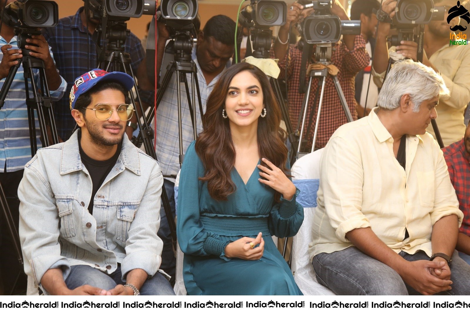 Kanulu Kanulanu Dochayante Movie Success Meet Photos Set 1