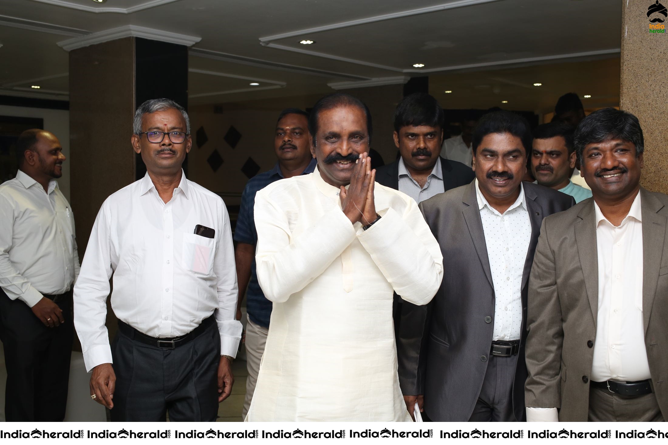 Kaviperarasu Vairamuthu in Thamizhatrupadai 10th Edition Launch Function Set 1