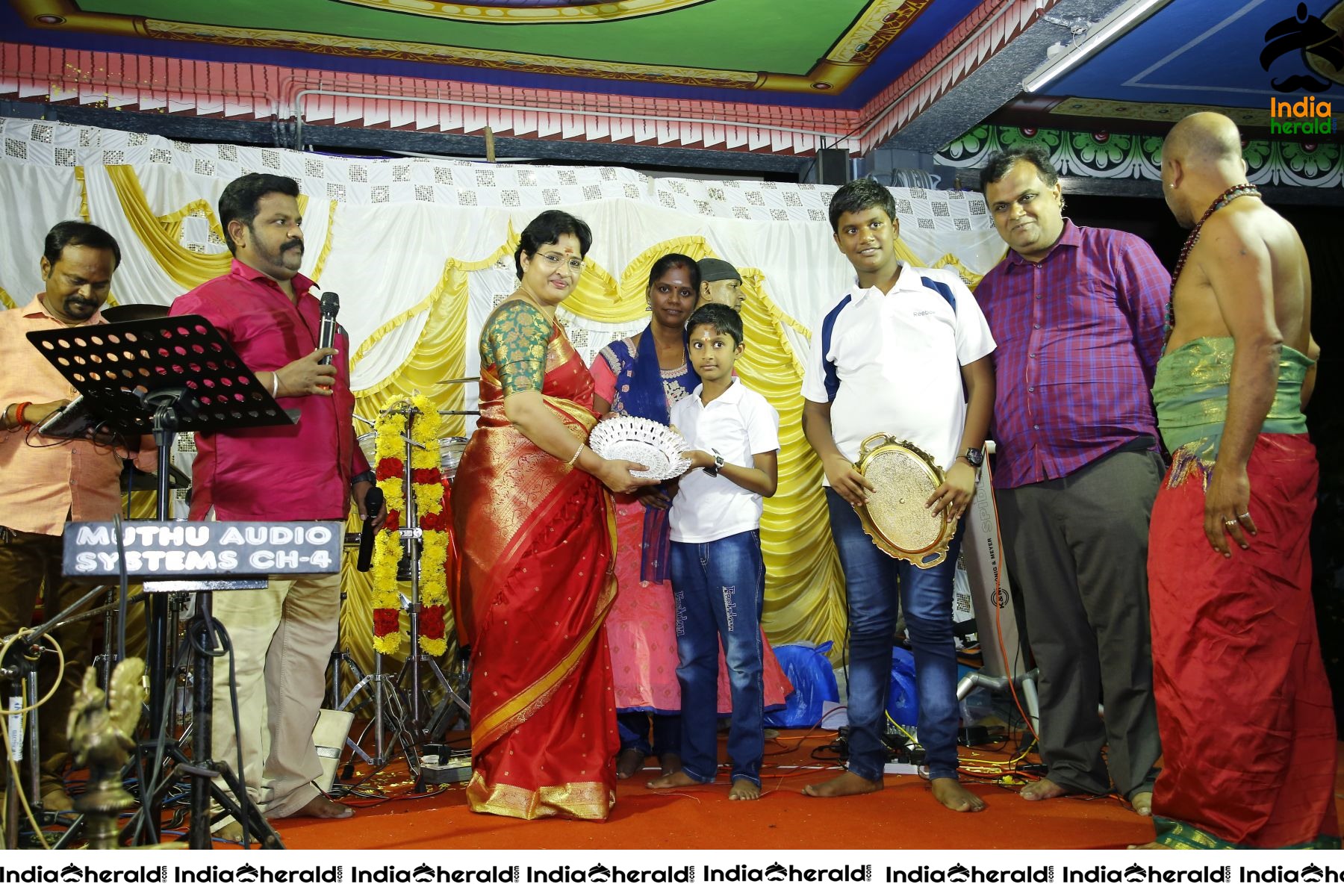 Kolavizhi Badrakaali Thaaye Devotional Music Album Release Stills Set 2