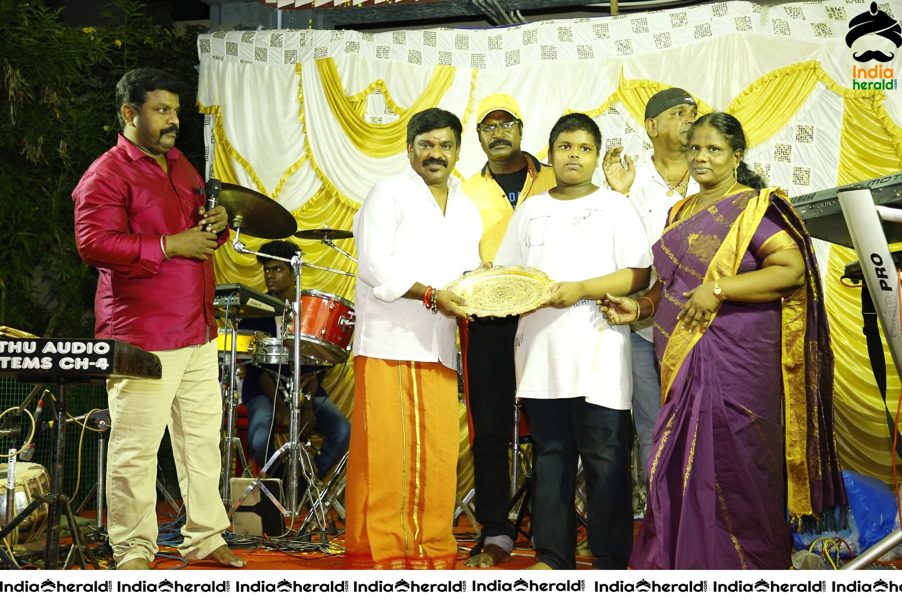 Kolavizhi Badrakaali Thaaye Devotional Music Album Release Stills Set 3